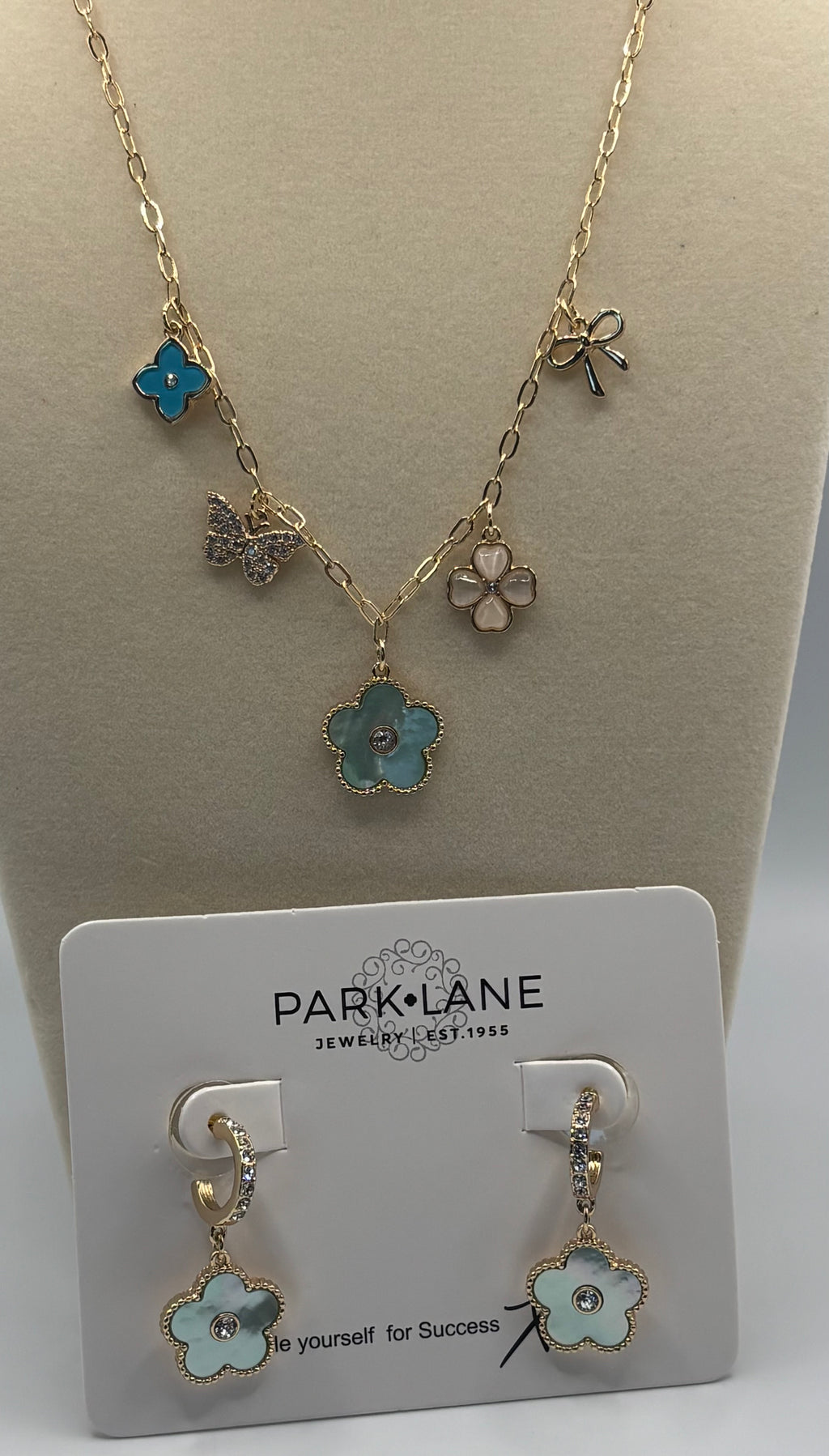 Park Lane Blue Flower Necklace and Earring Set