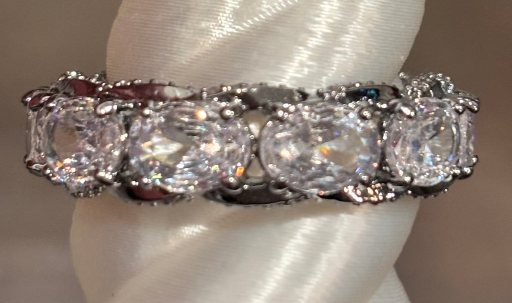 BP Never Blend In Size 11