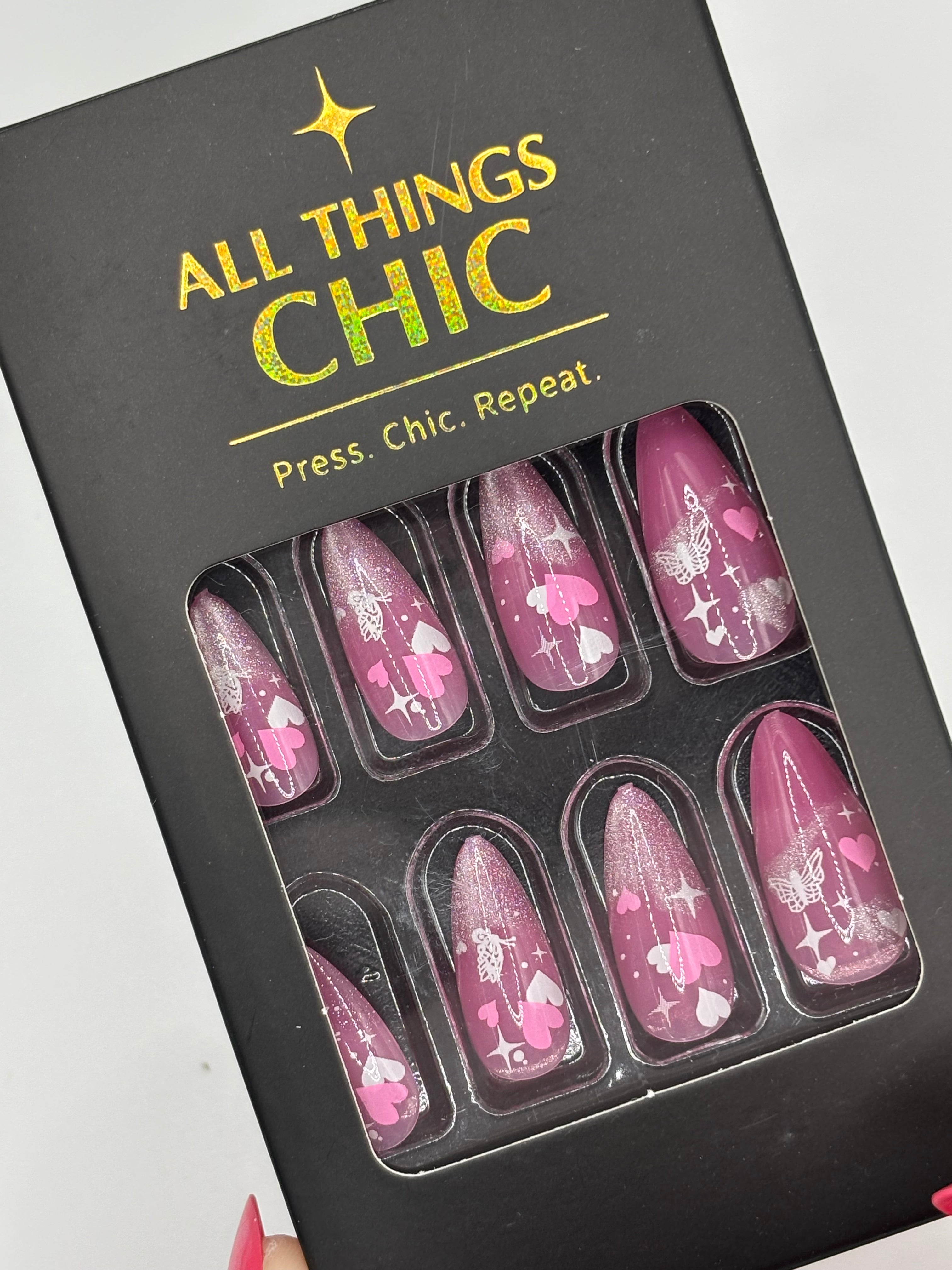 Love Bug Press-On Nails Medium/Long