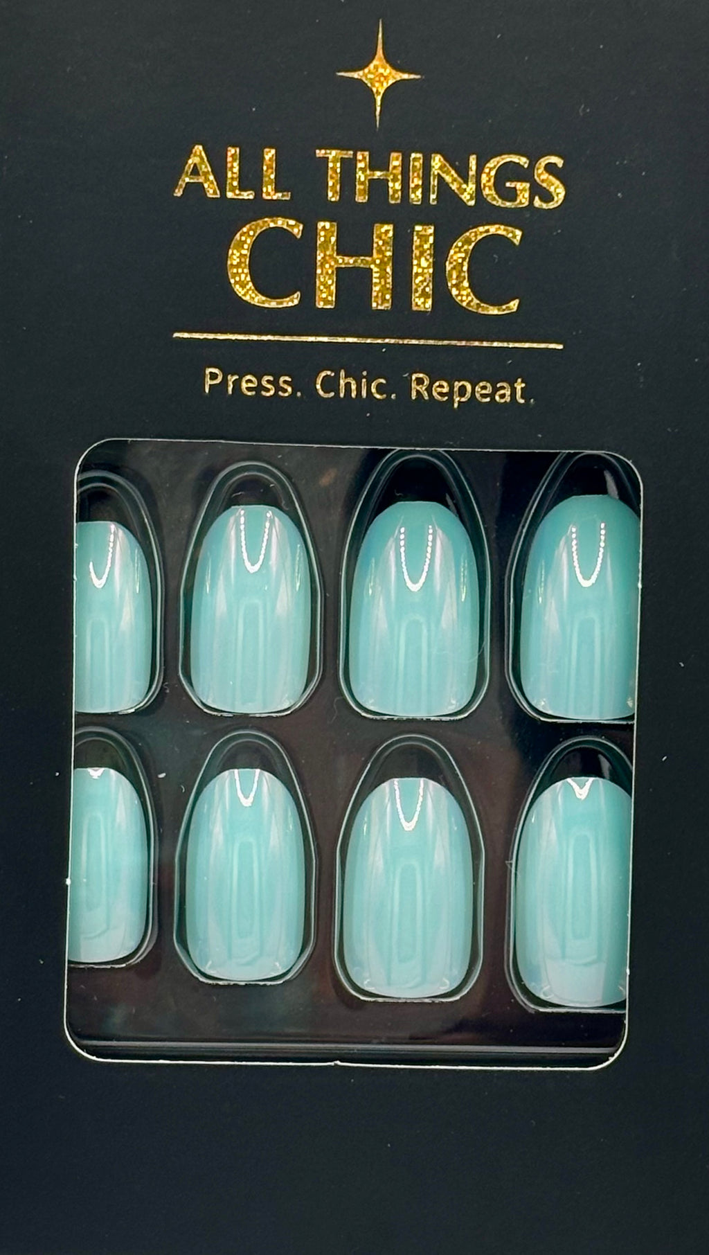 Totally Tiffany Press-On Nails Short