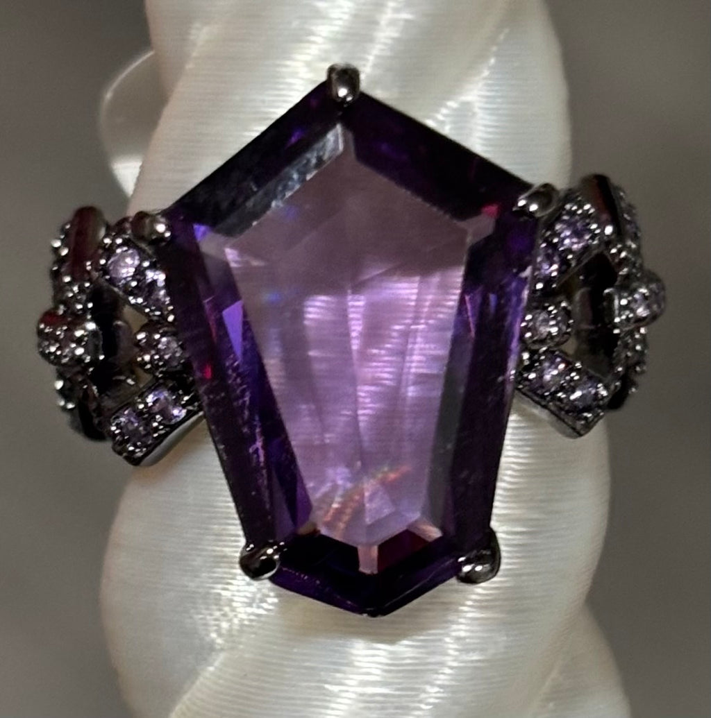 BP Deep Waters, Dark Heart Size 7 Sirens Collection