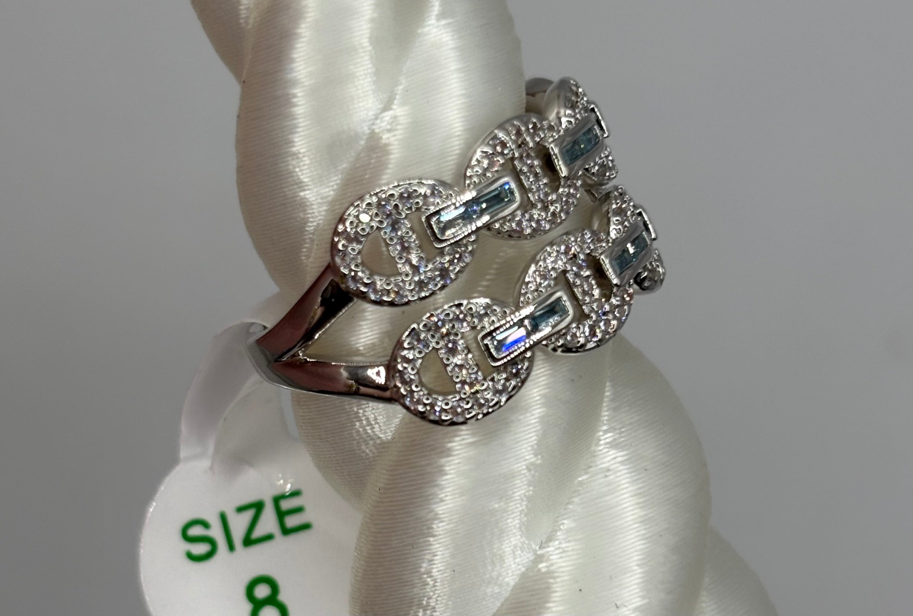 BP The Charlotte Ring Size 8 March 2026