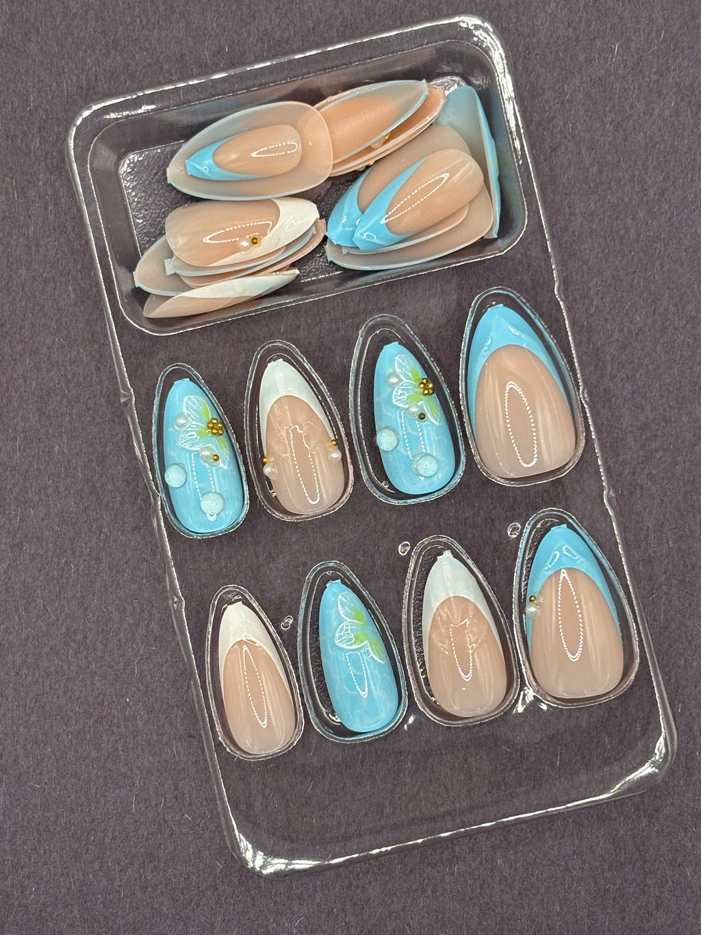 Darling Dew Drops Press-On Nails Medium