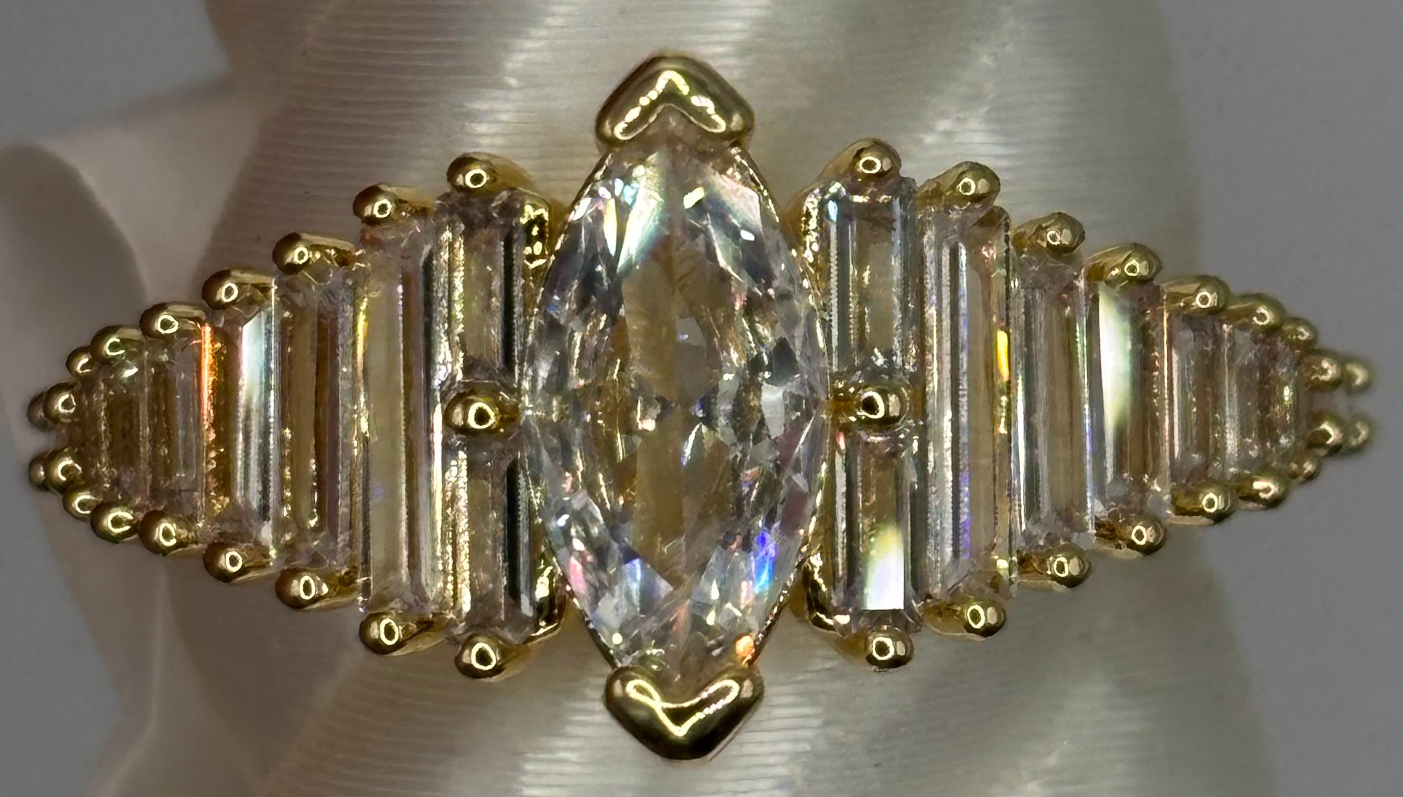 BP Crystal Clear Crescendo Size 9
