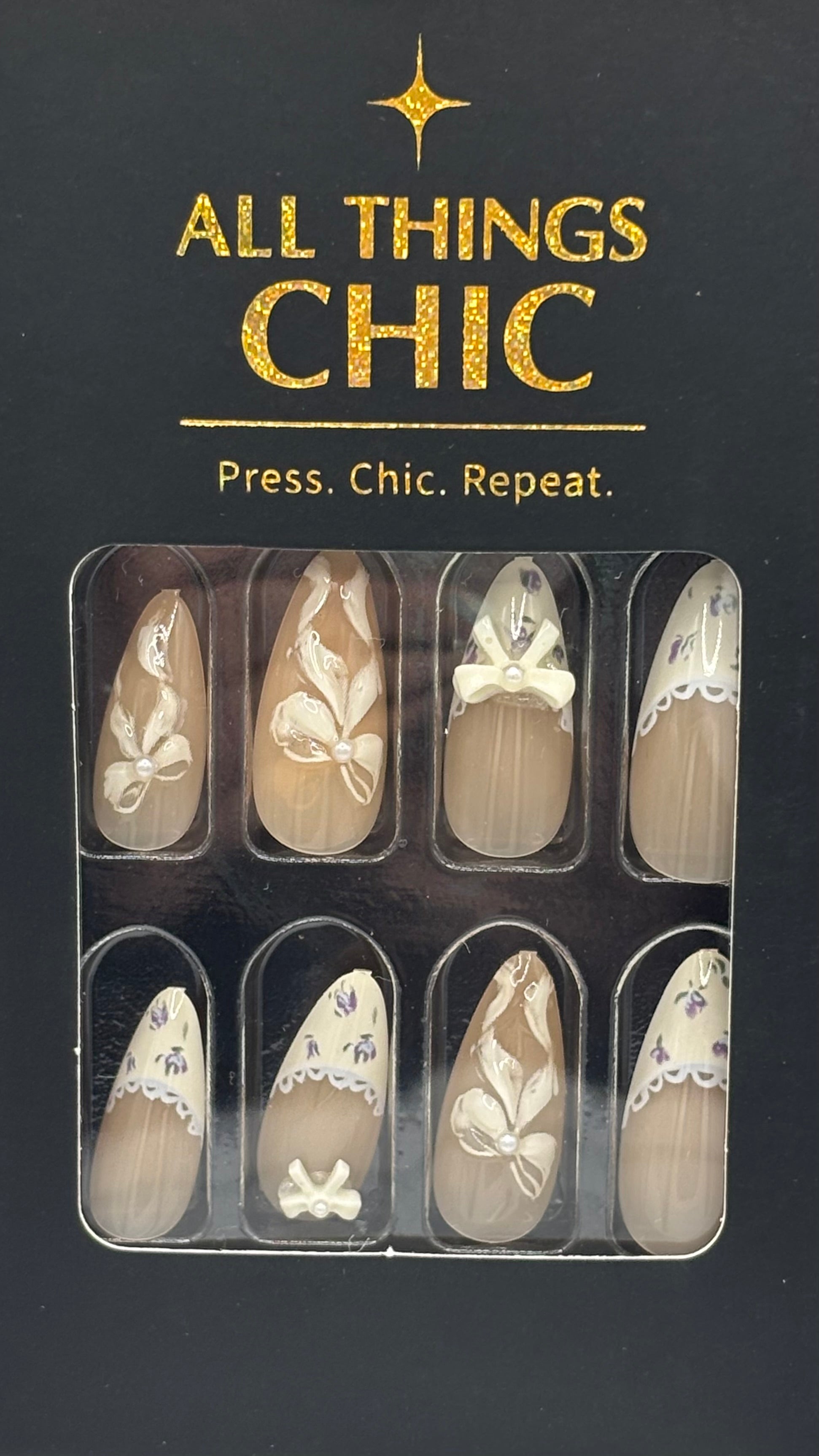 Lace & Lilac Press-On Nails Medium