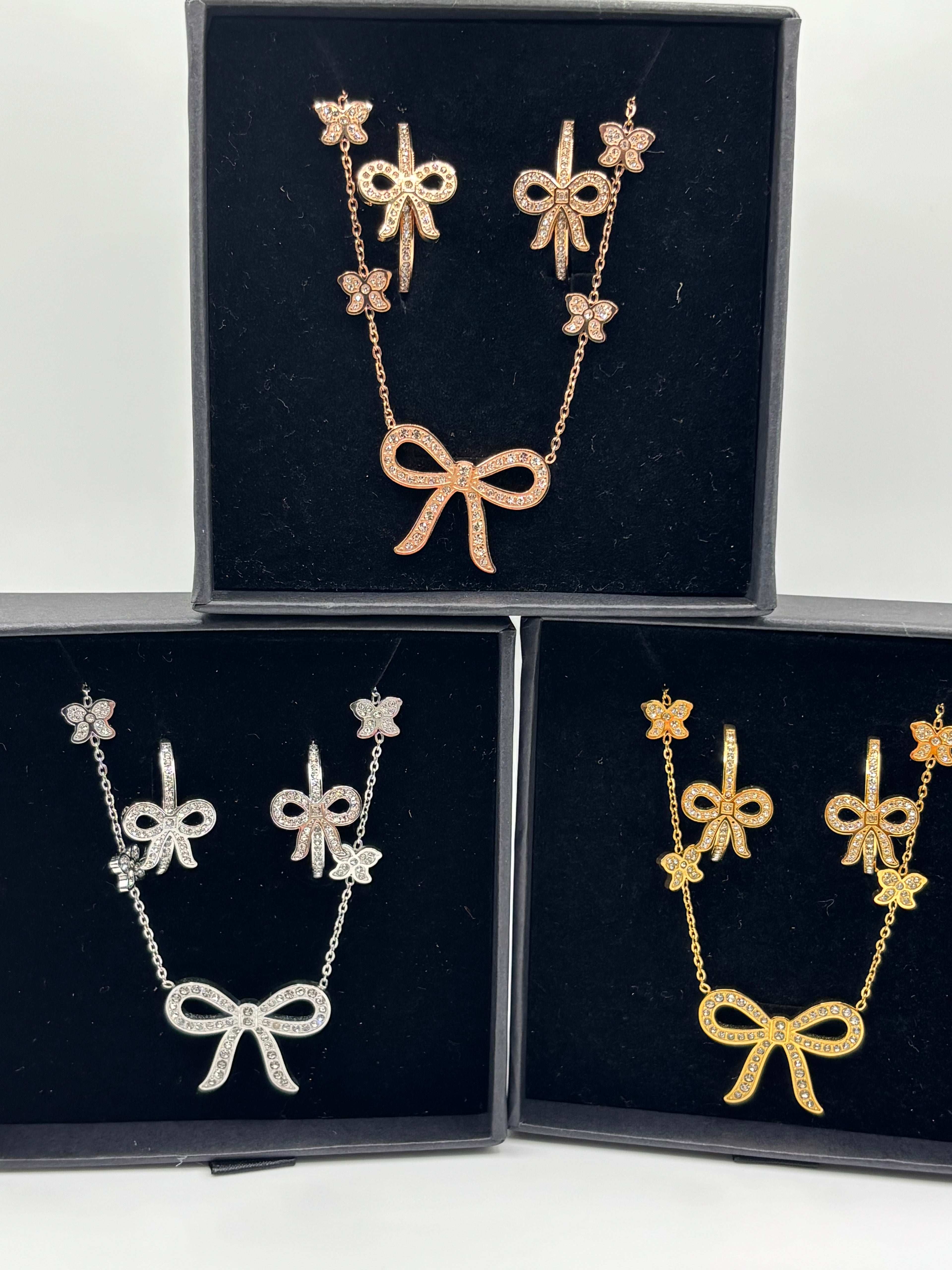 ATC Custom Bow Earring and Necklace Set