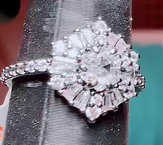 Lumina PreOrder Size 6 Hematite