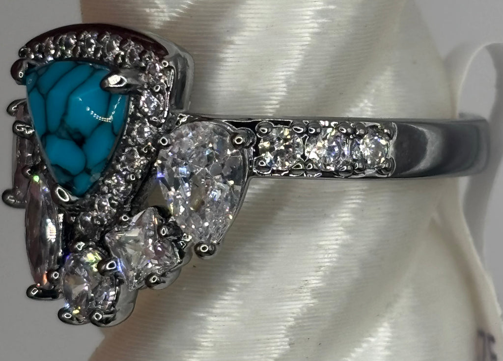 Don’t Mind The Glow-Up December 2025 Ring Size 9