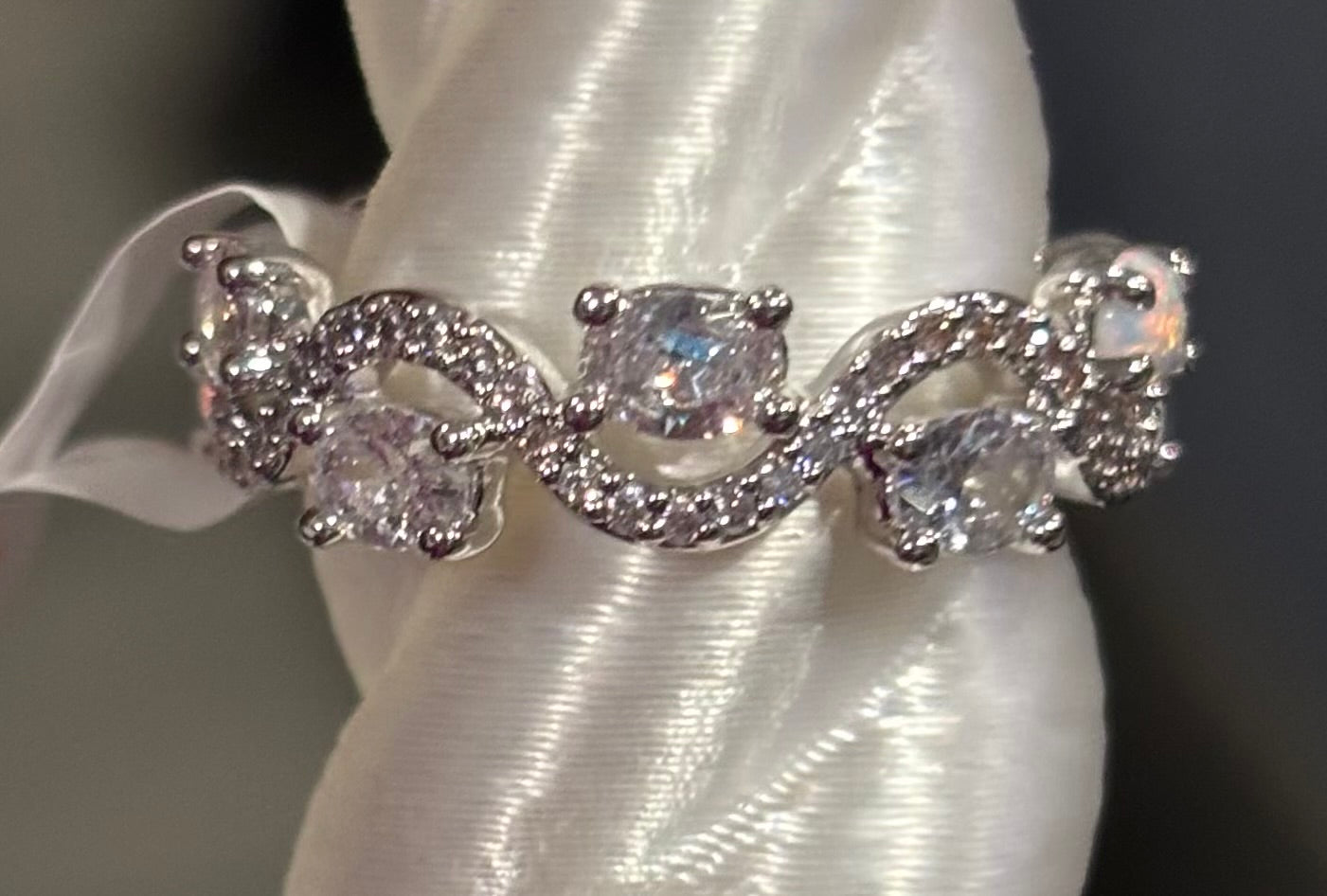 BP Ringed In Resolve Size 6