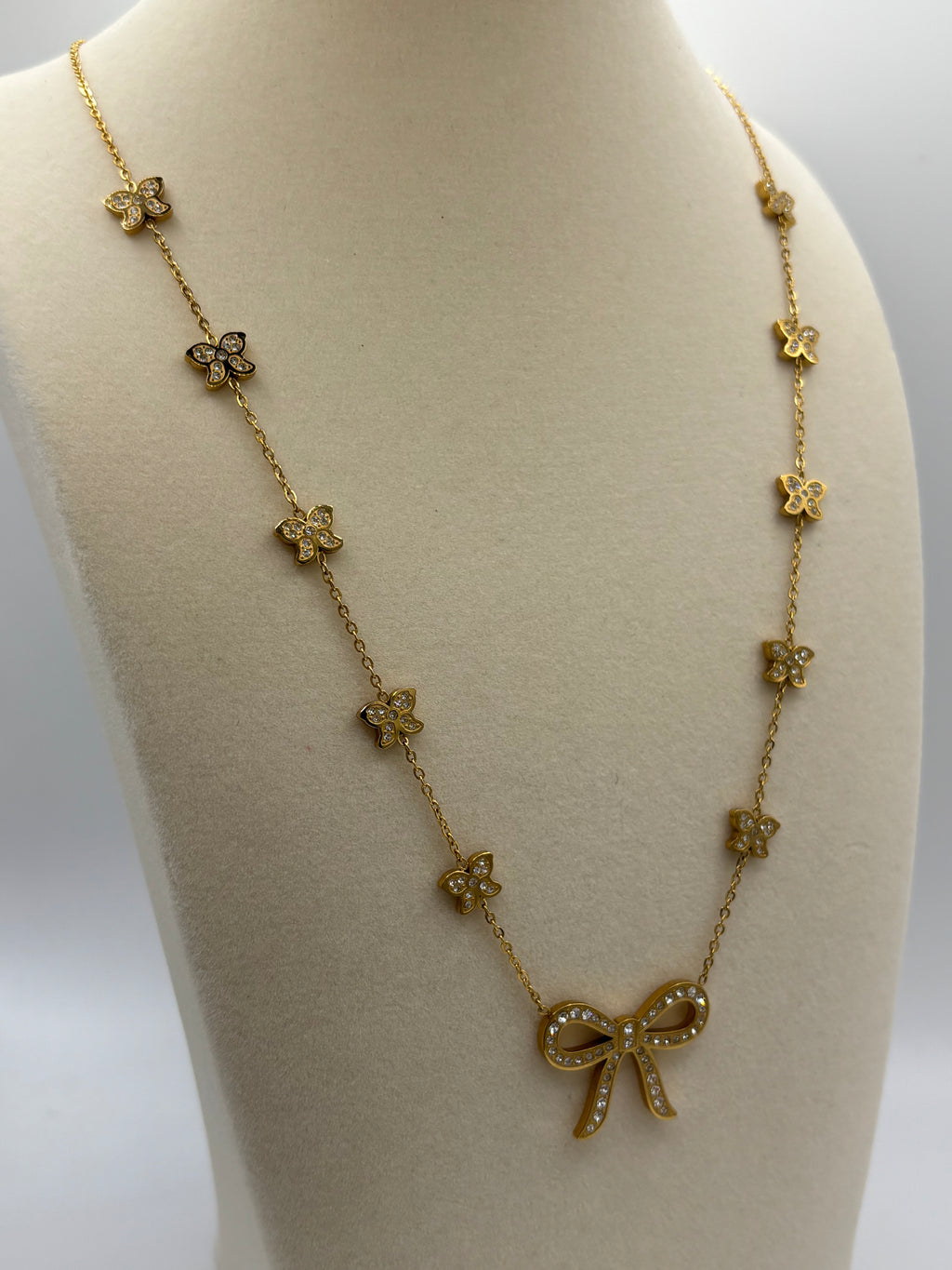 ATC Custom Bow Necklace Gold