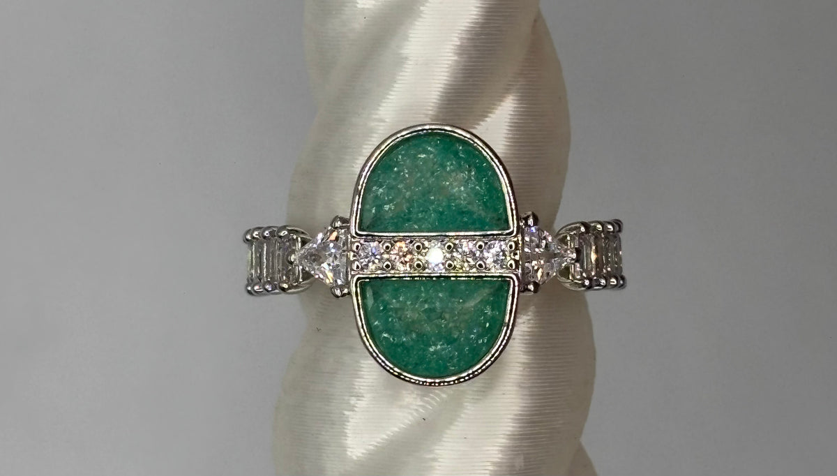 BP Emerald Ice Crystal Rhodium Ring Size 6