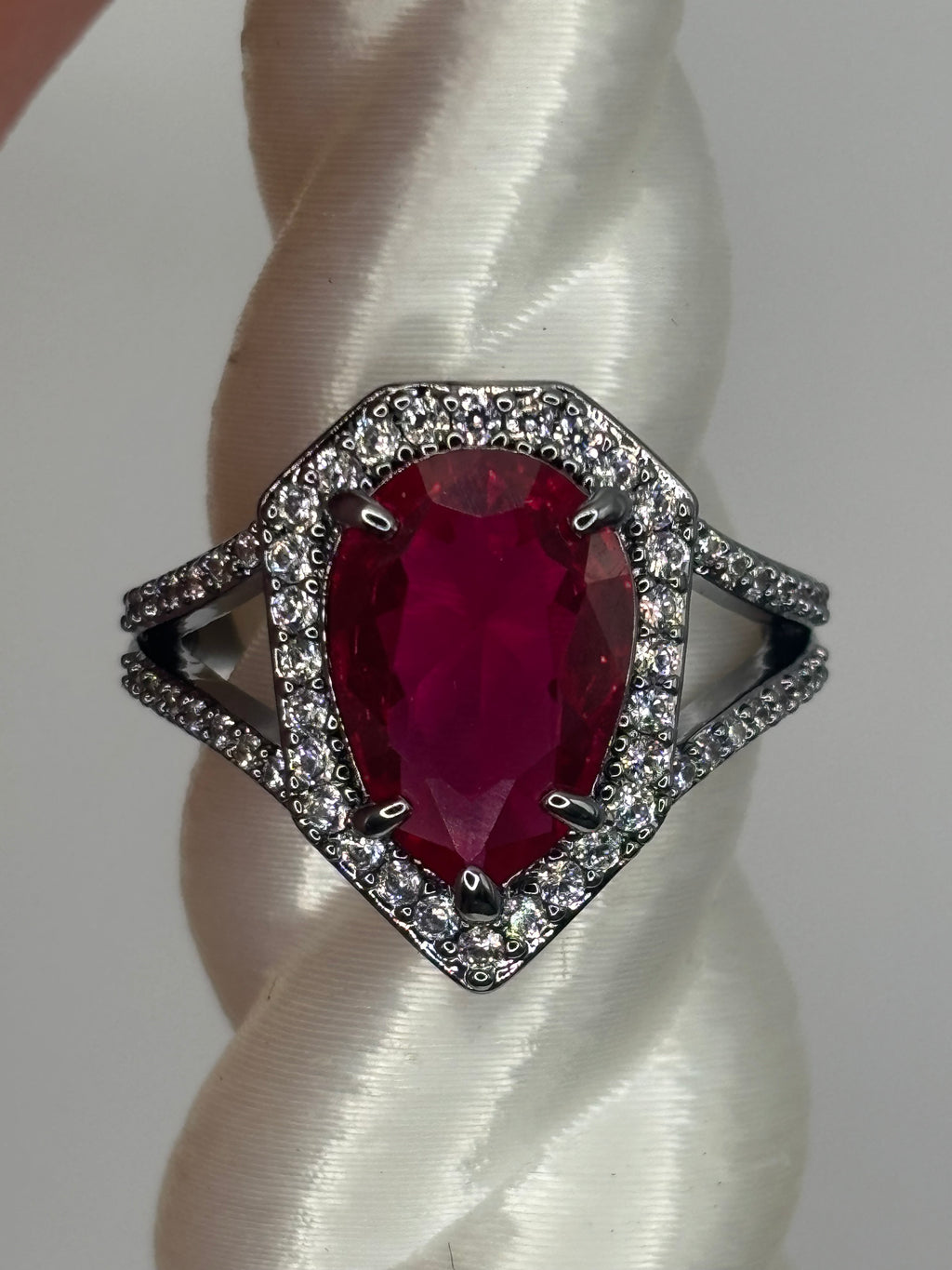 BP The Mia Ring Size 6 July 2026