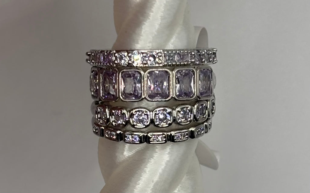 Delicates Singular In The Universe Size 5