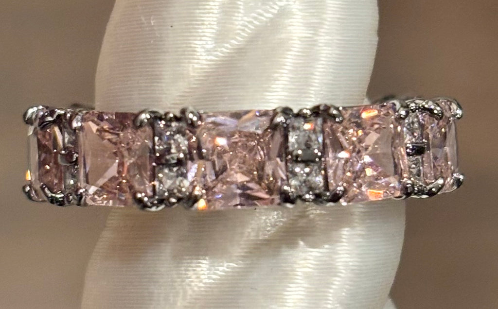 BP Uptown Glamour Size 7