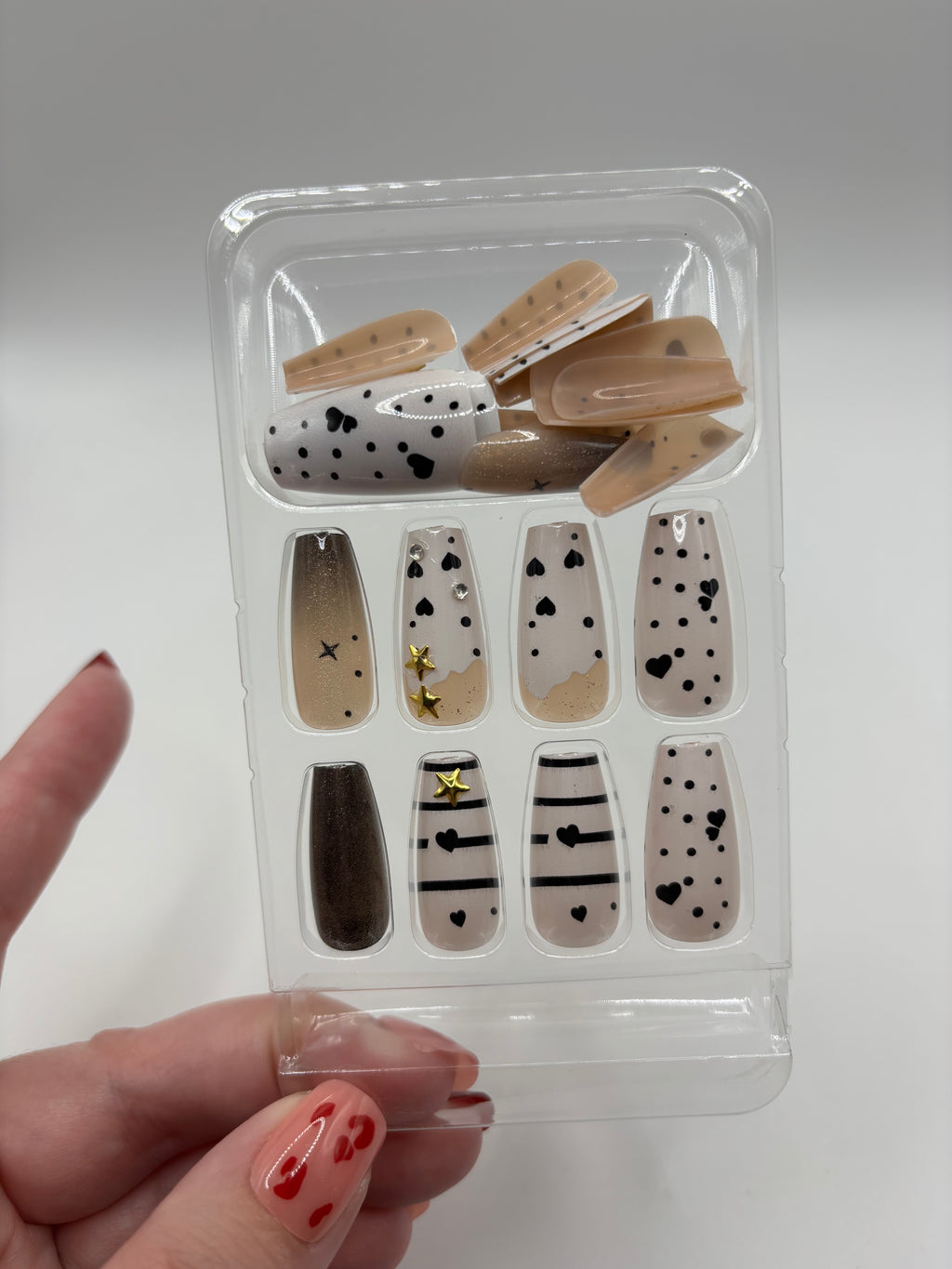 Dark Hearts Press-On Nails Medium/Long