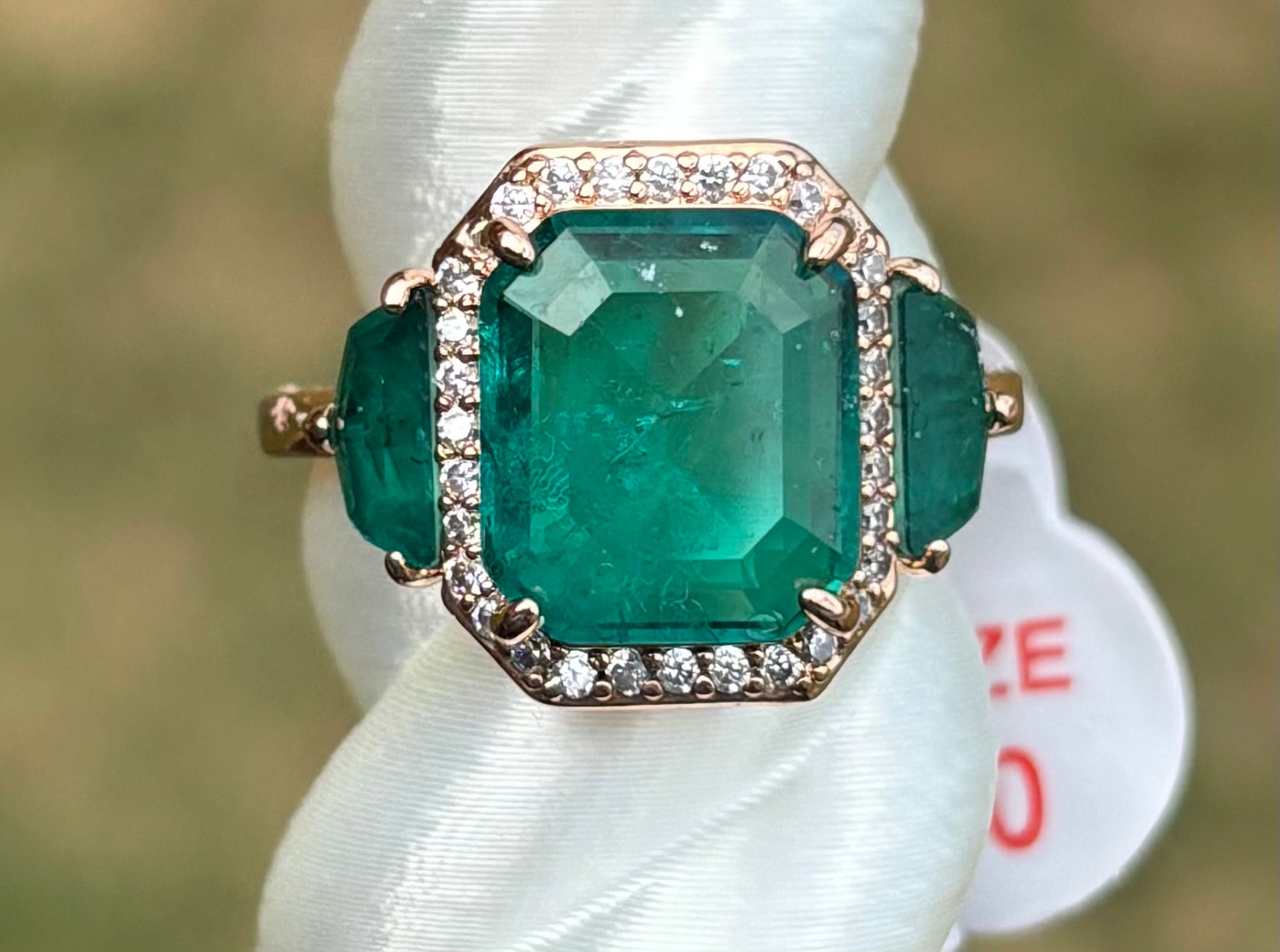 BP Glimmering Grove Size 10