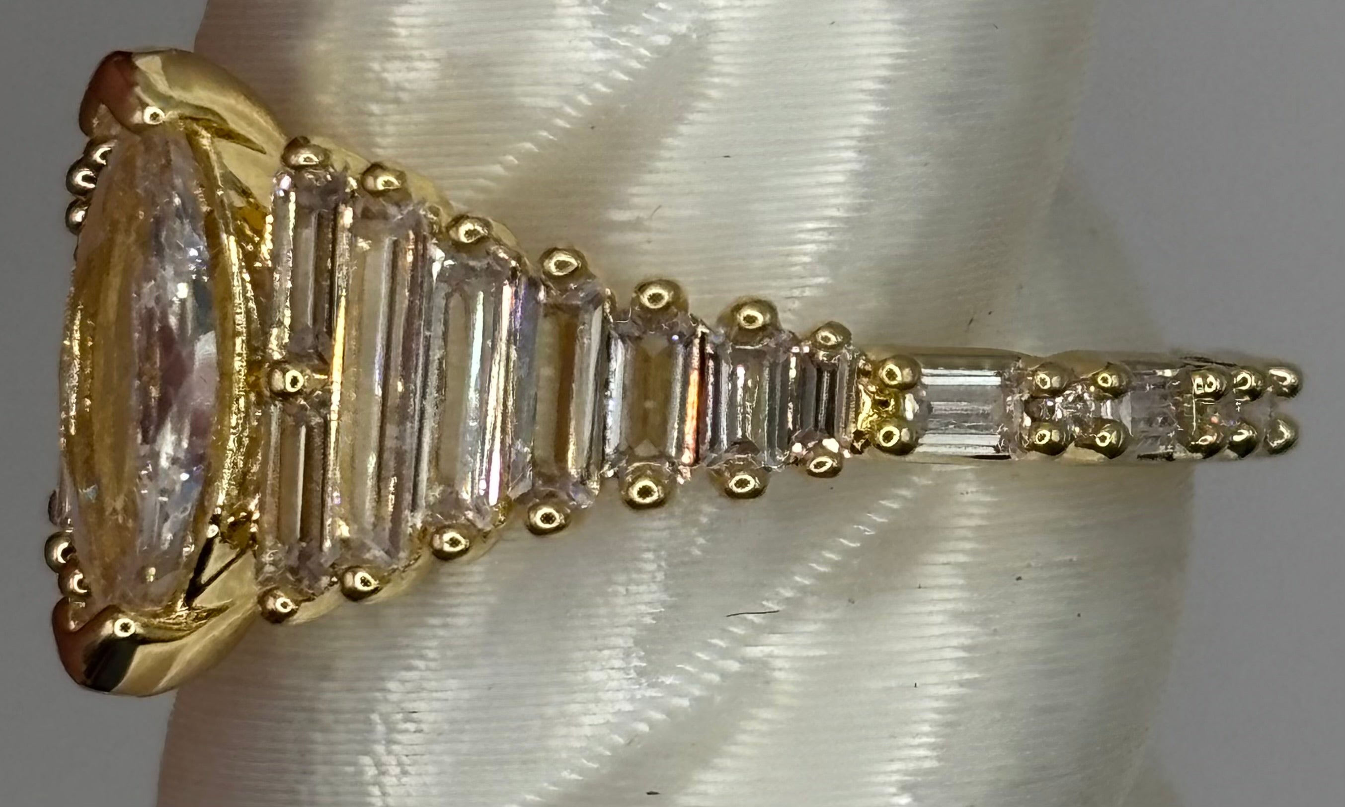 BP Crystal Clear Crescendo Size 9
