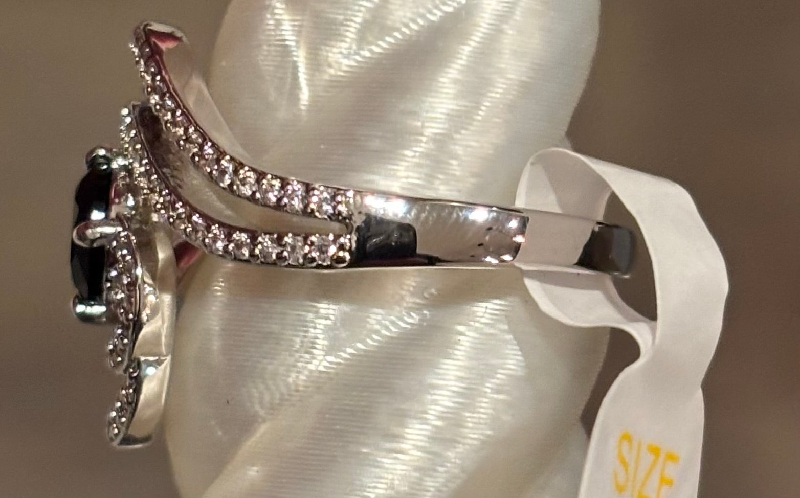 BP Layers of Laughter Size 7