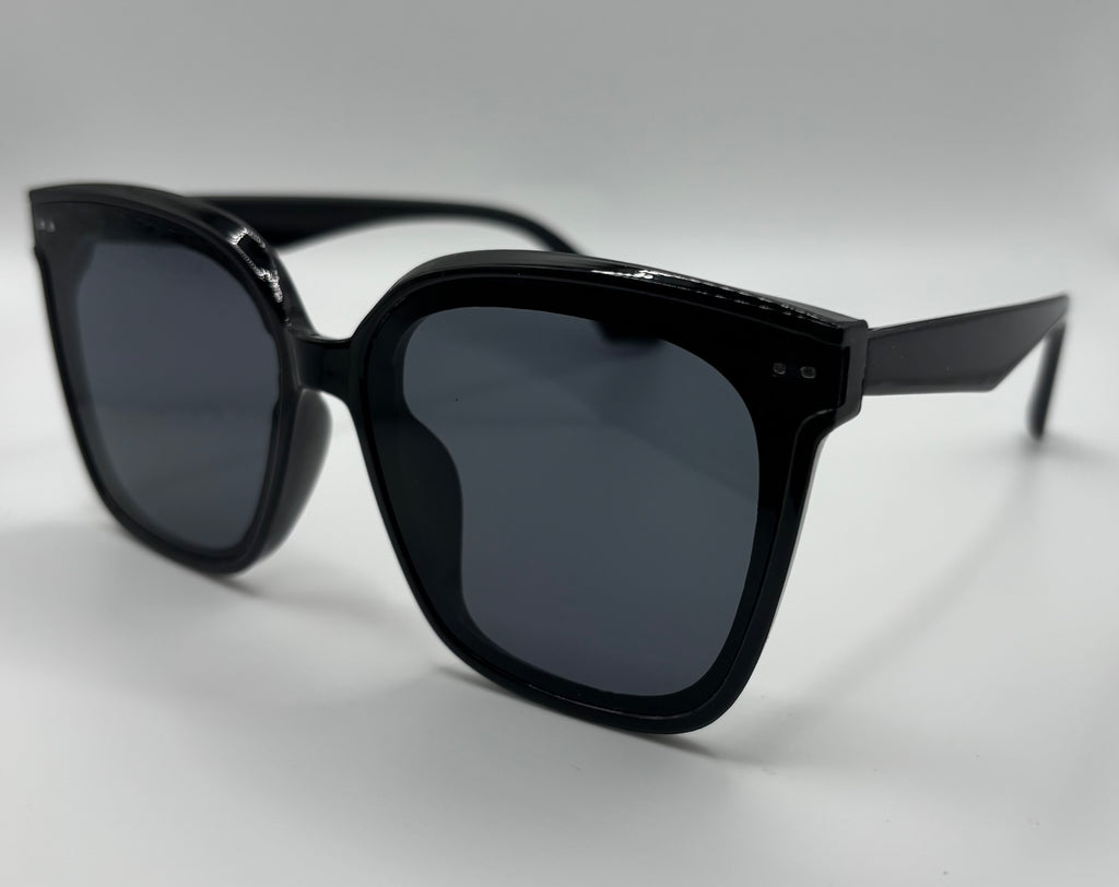 Oversized Cat Eye Sunglasses