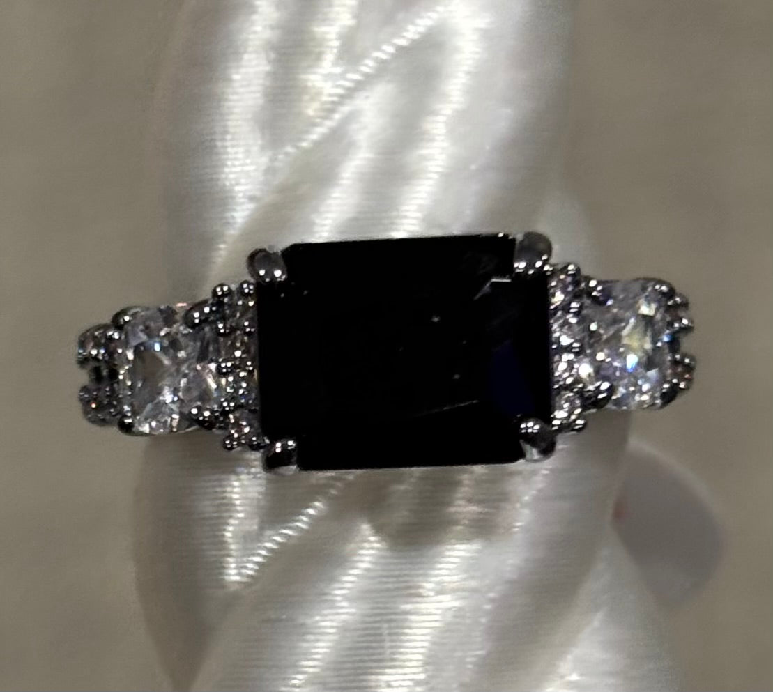 BP Come Hide Away Size 6