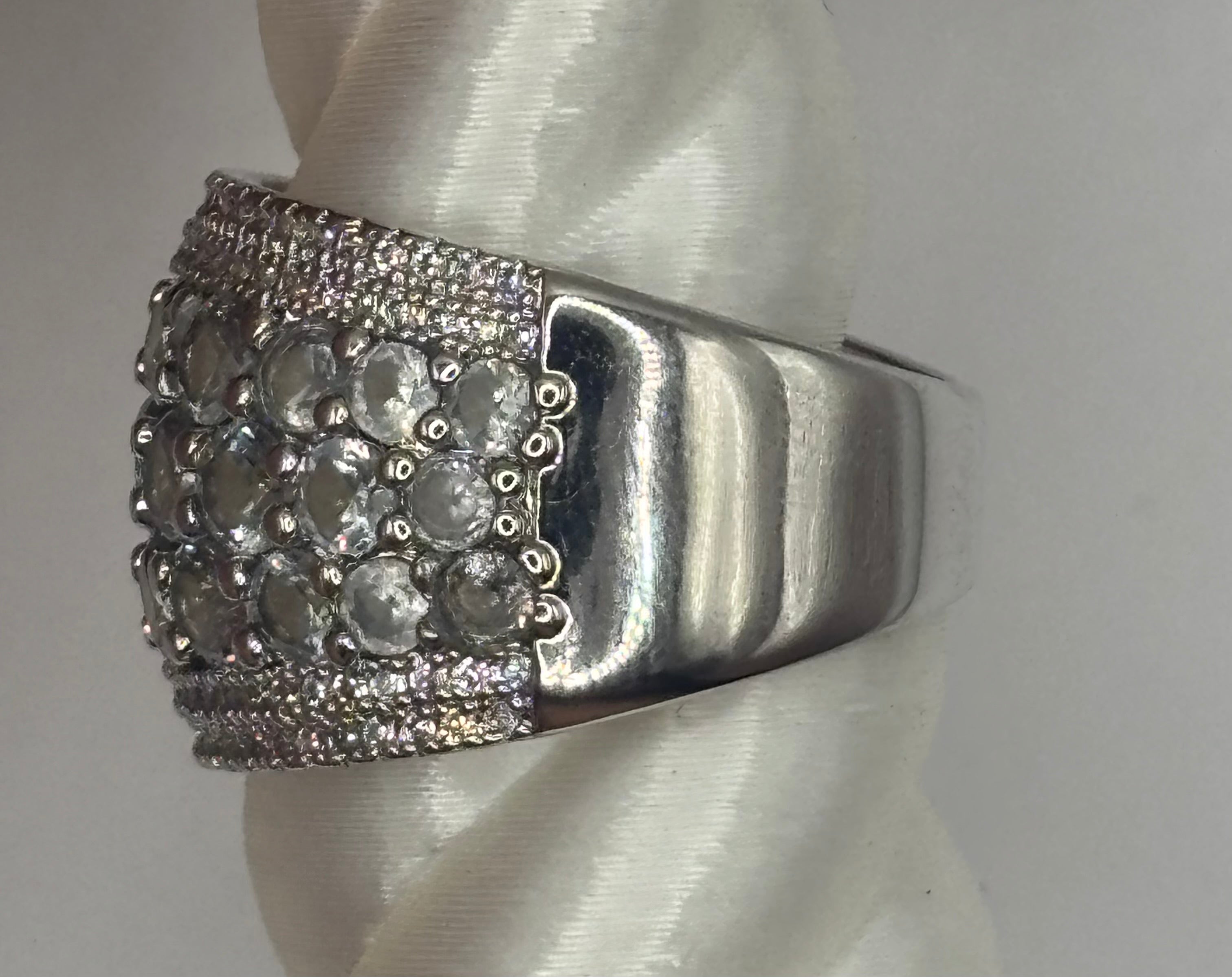 BP Luxe Bands A Statement Piece Size 8