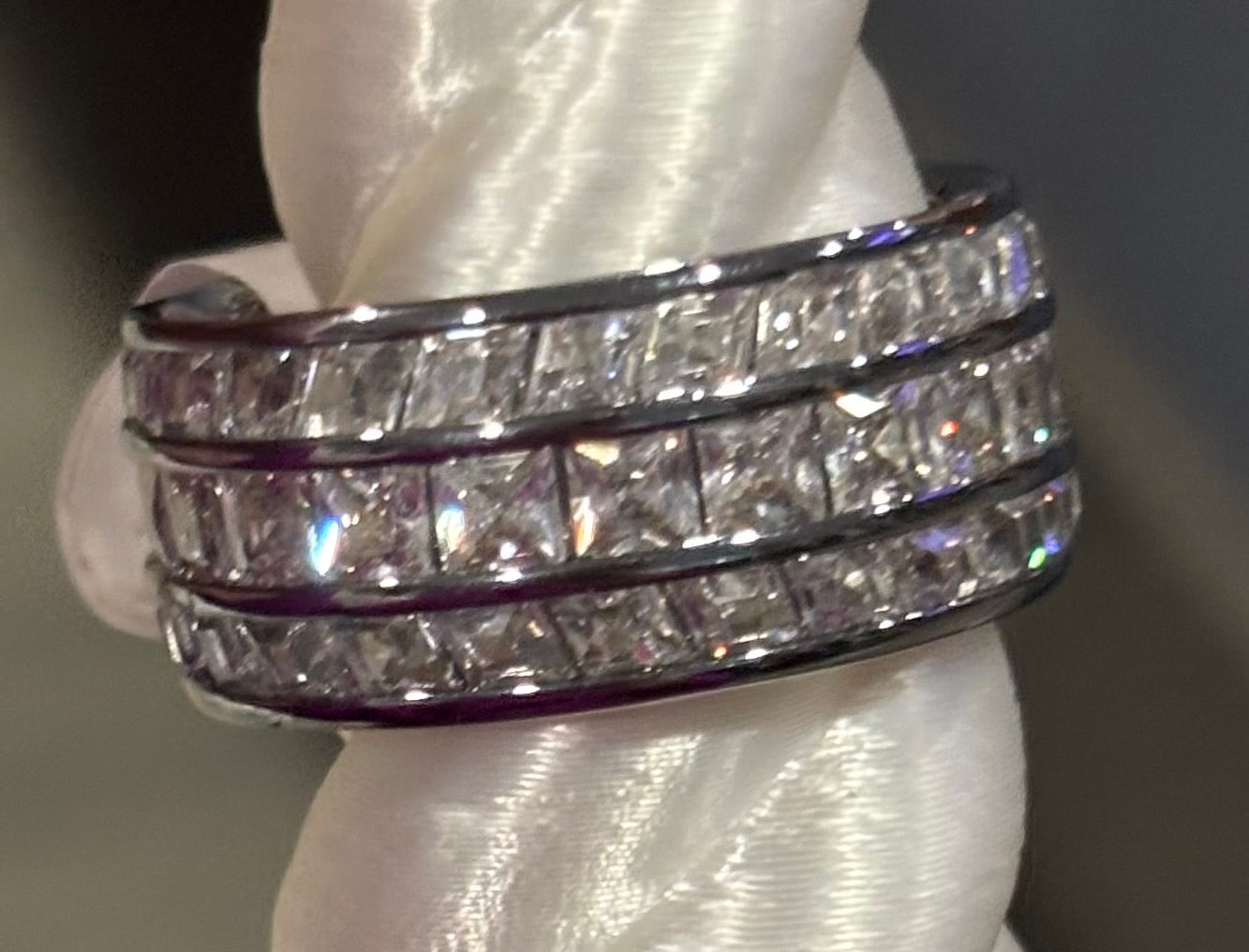 BP Treetop Views Size 9