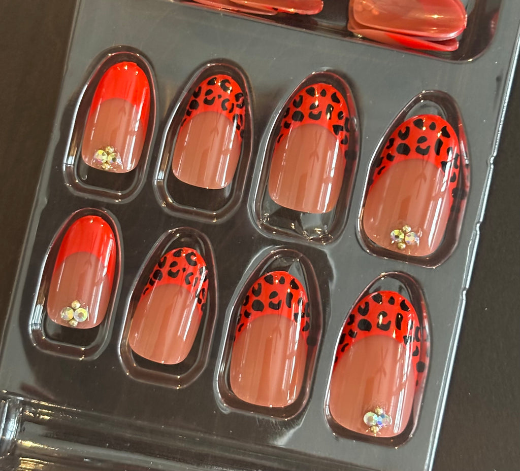 Spice It Up Press-On Nails Short