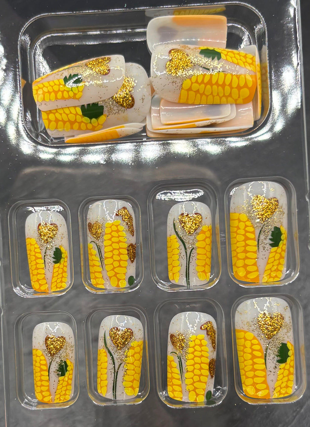 It’s Corn Press-On Nails Short