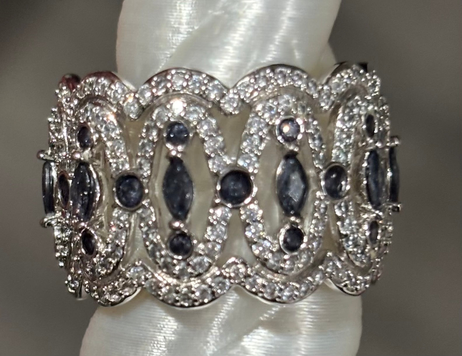 BP Gray Quartz Rhodium Size 9