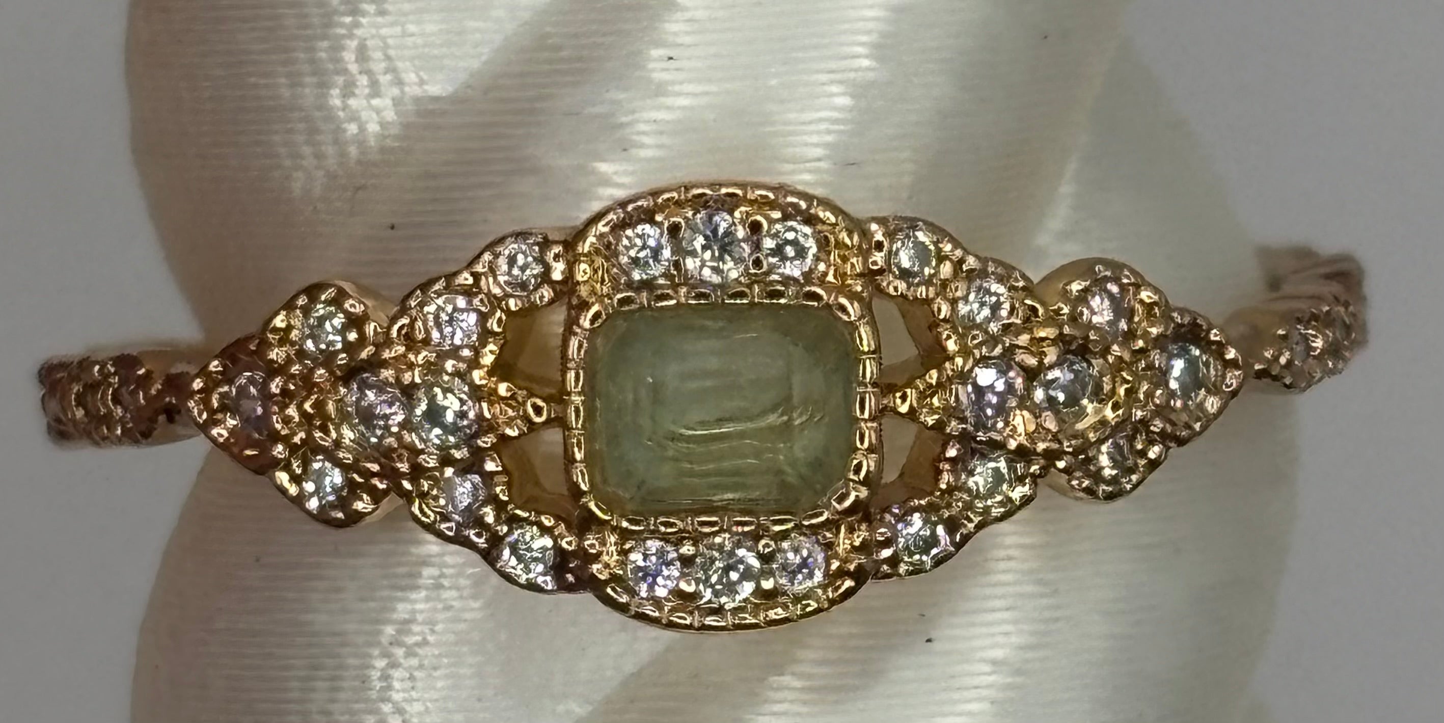 BP Garden Crest Ring Size 10