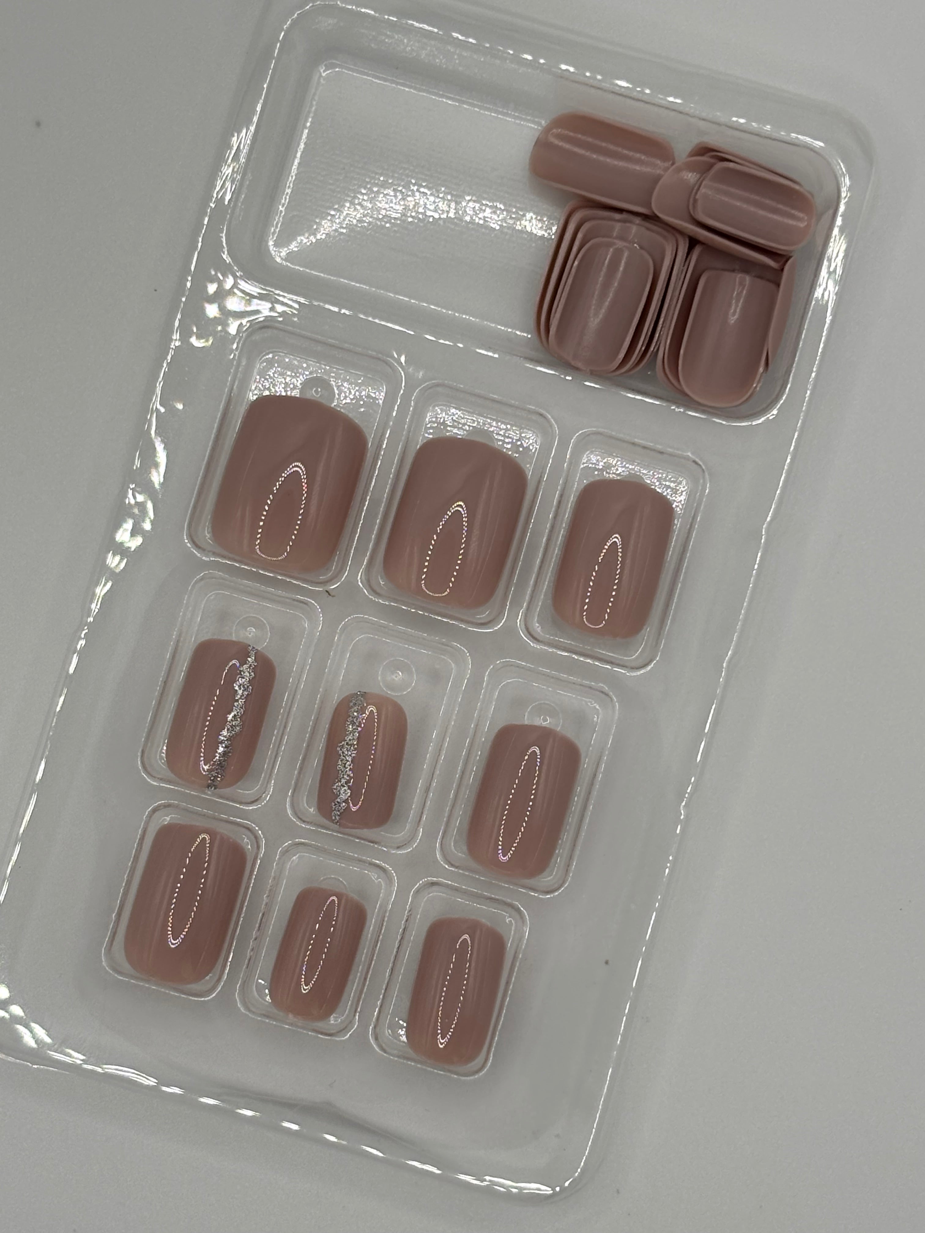 Mauve Moment Press-On Nails Short