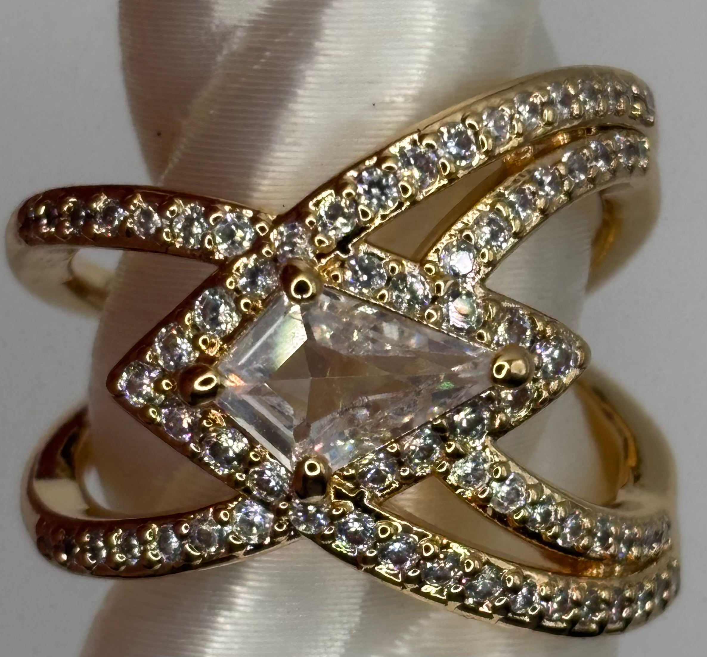 BP Diamond CZ Gold Ring Size 6