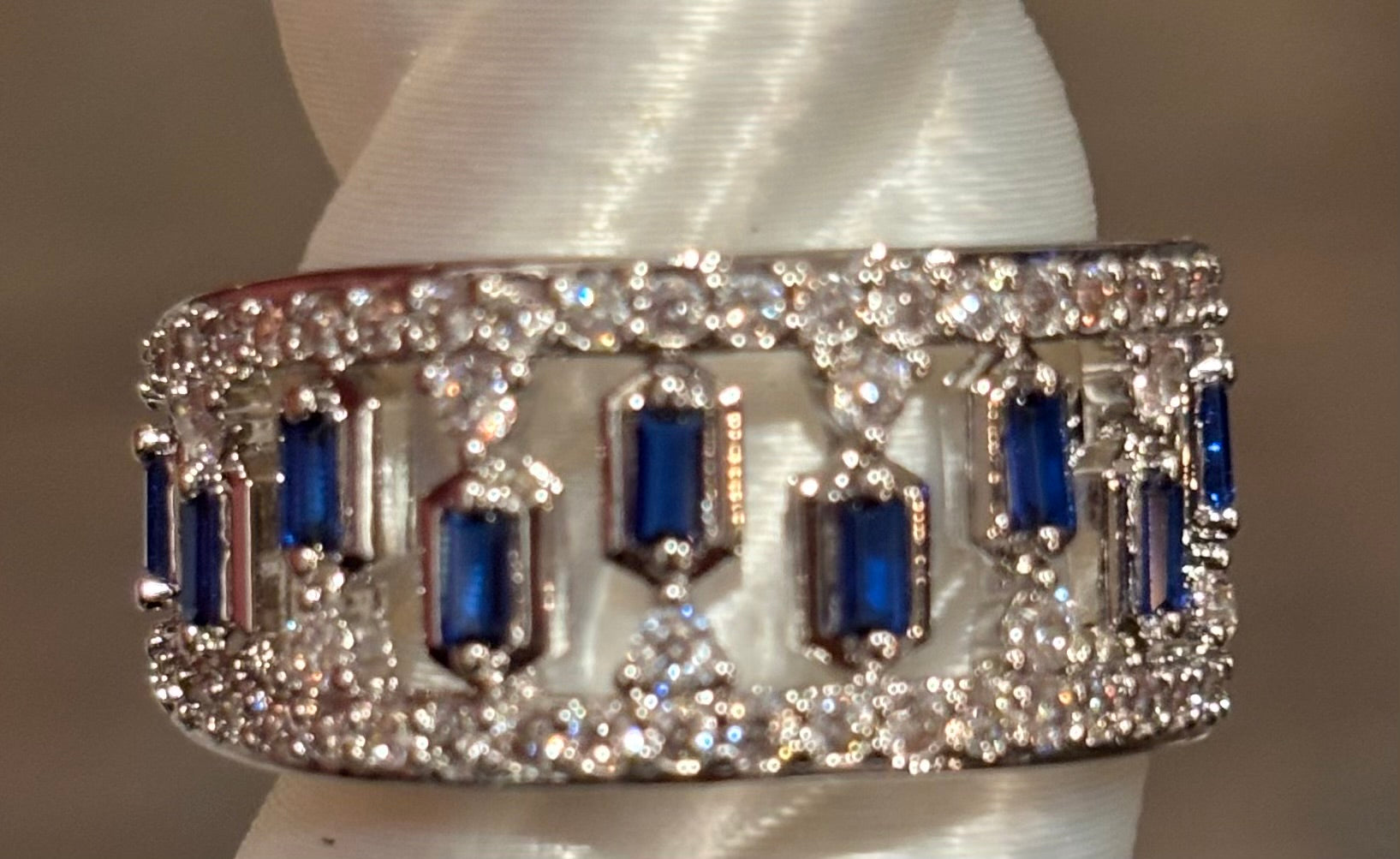 BP Love In The Space Between Size 11