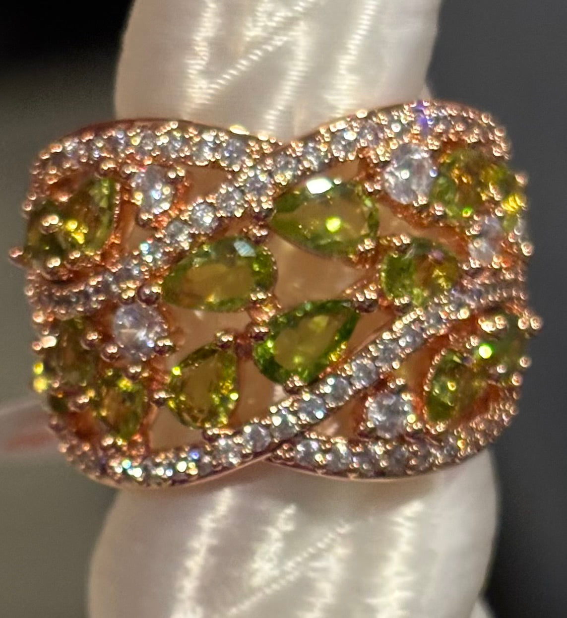 BP Velvety Petals Size 6