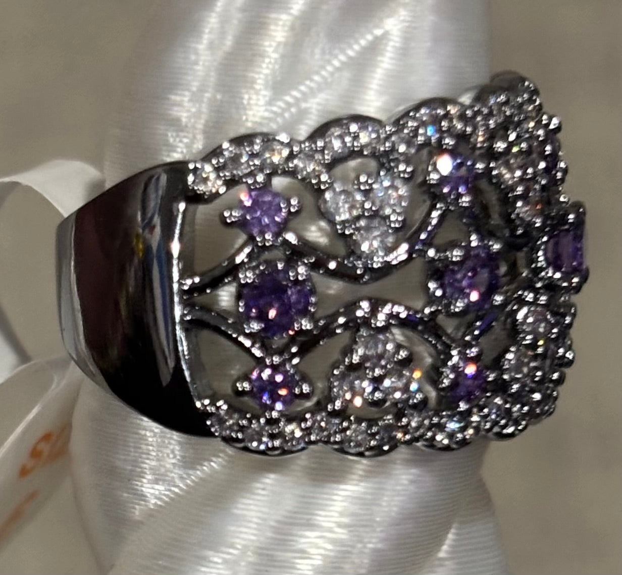 BP It's Fate Gorgeous Size 6