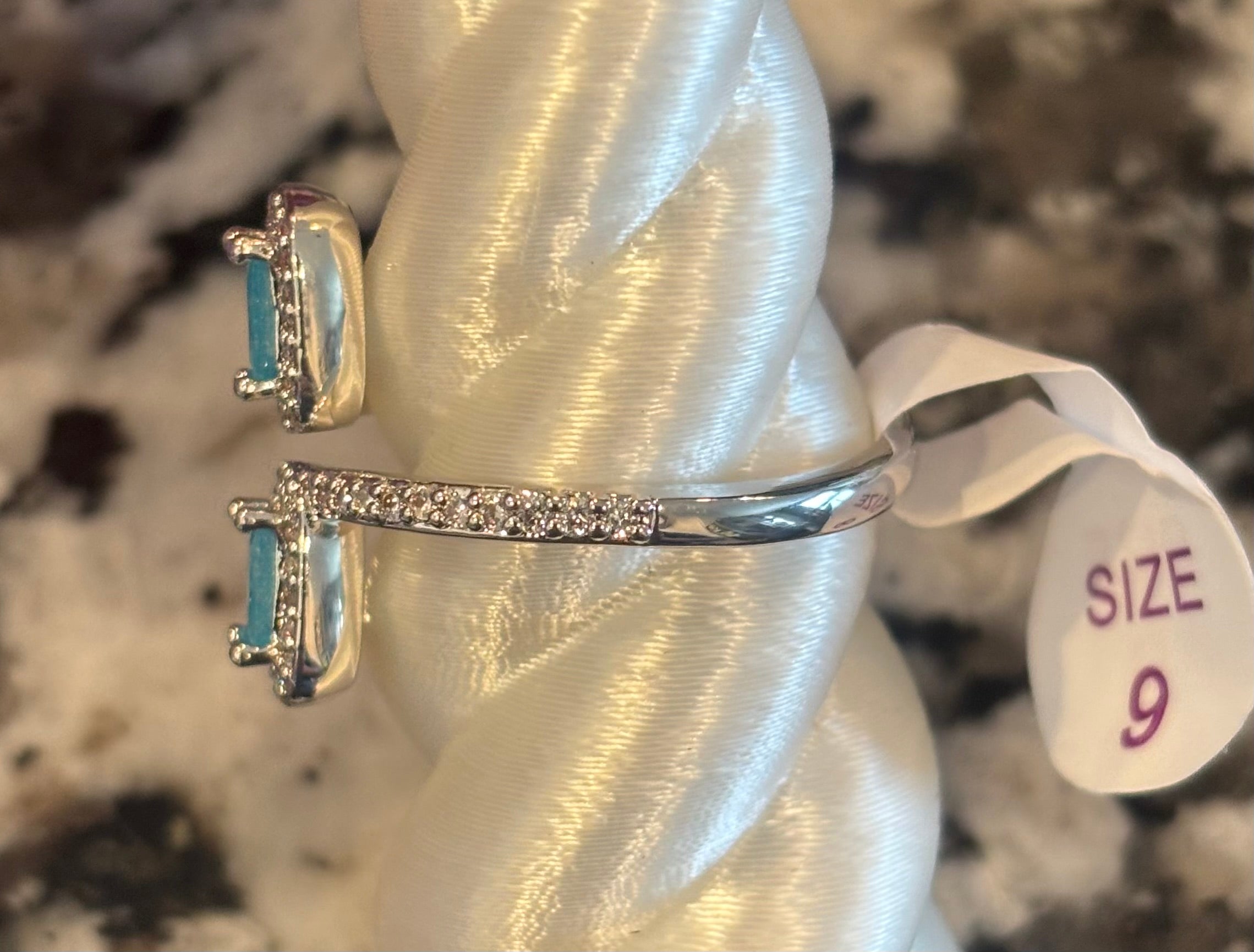 BP Cloudless Days Size 9