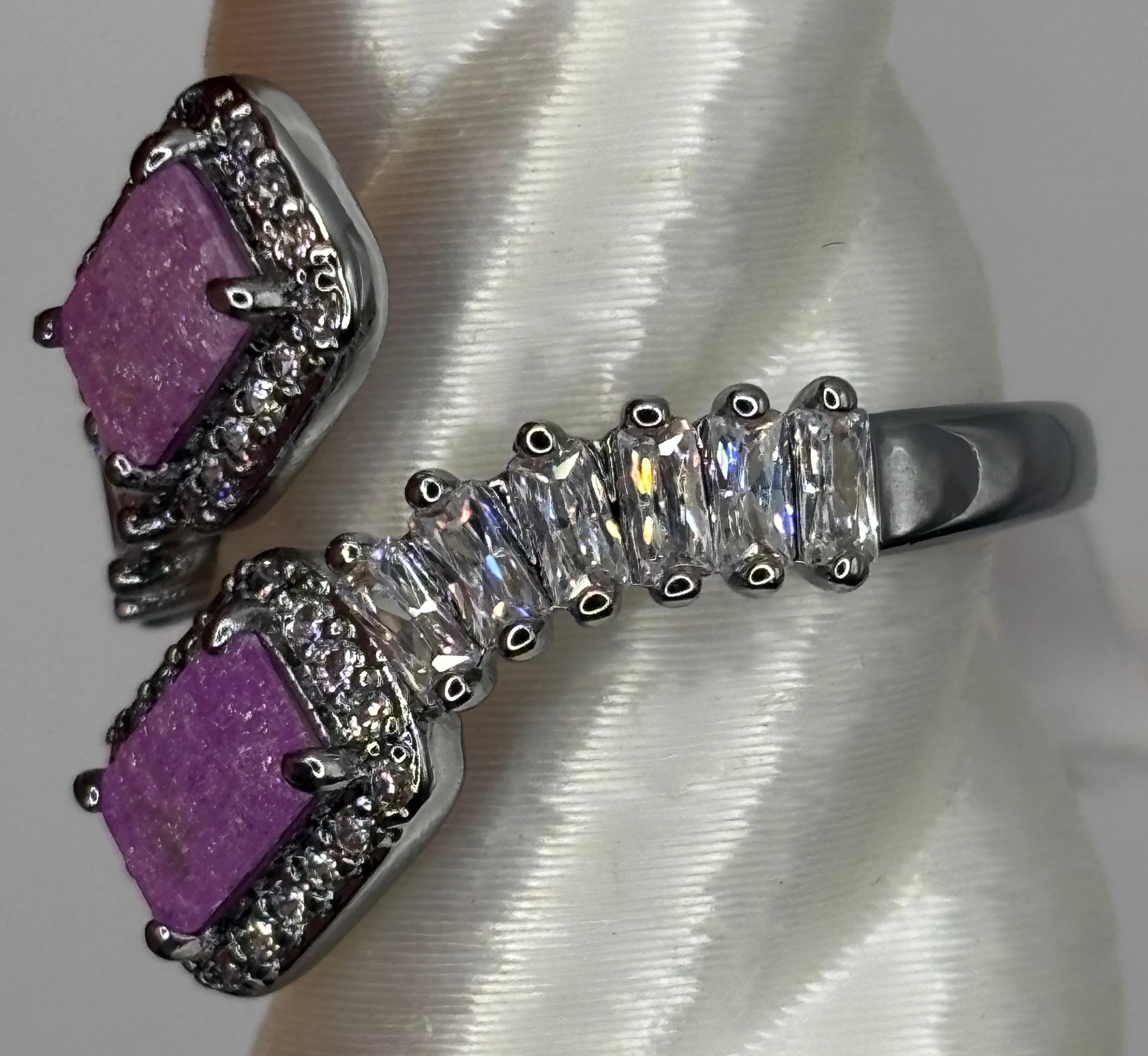 BP Iris Ice Crystal Hematite Ring Size 6