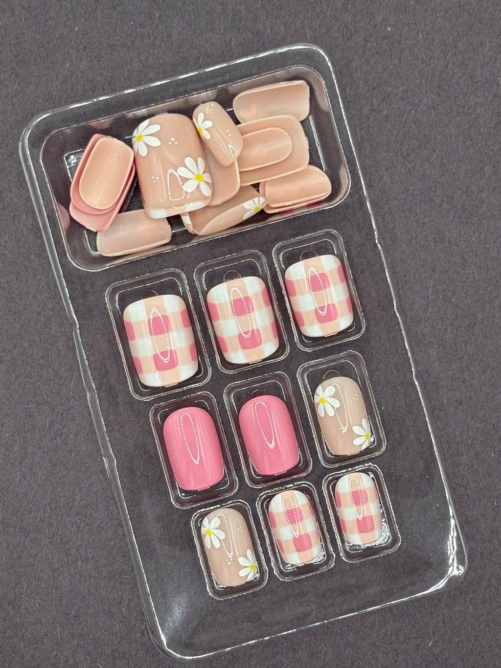 Gingham Girl Press-On Nails Short