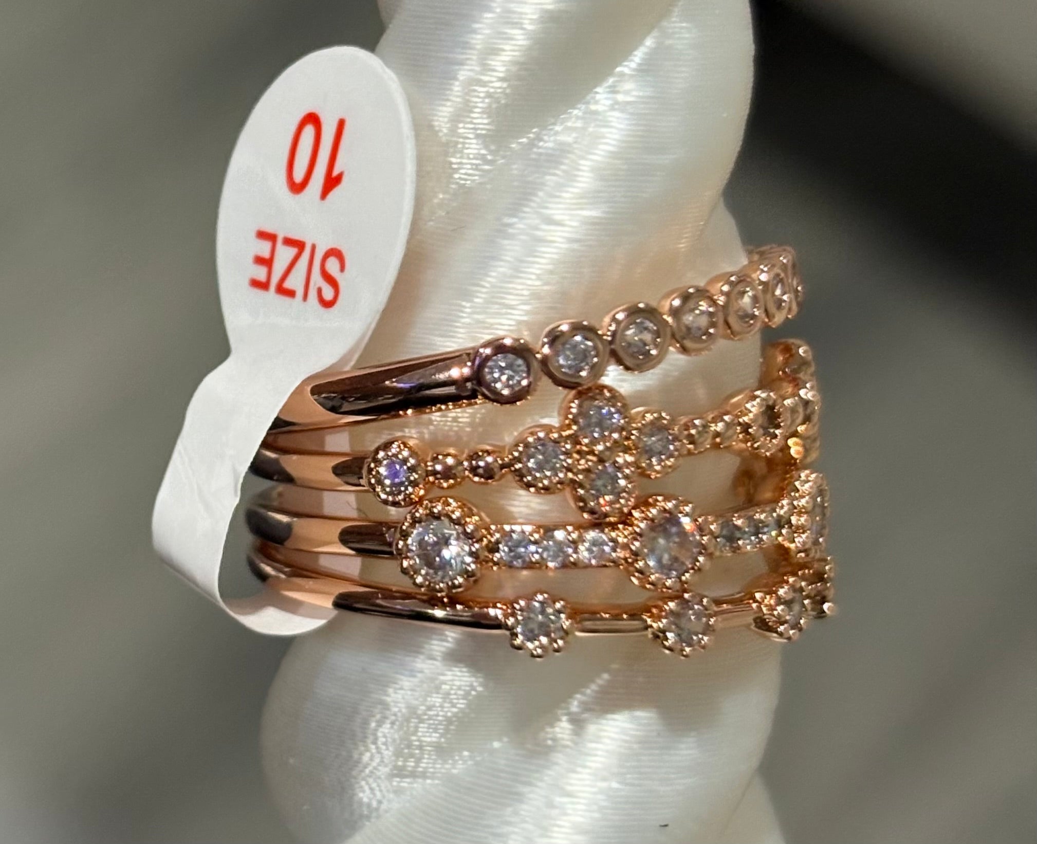 BP Less Noise, More Meaning Size 10