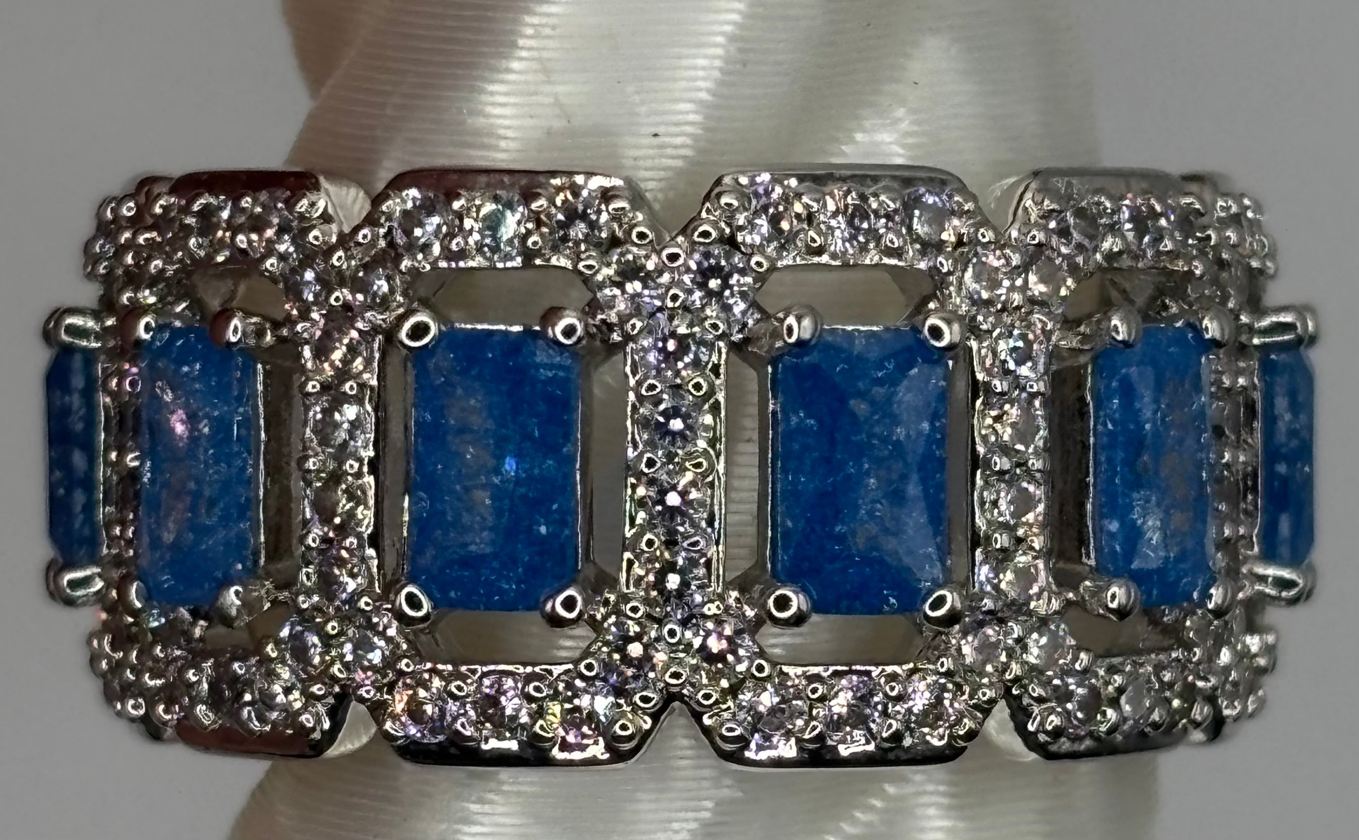 BP Blue Ice Crystal Size 8