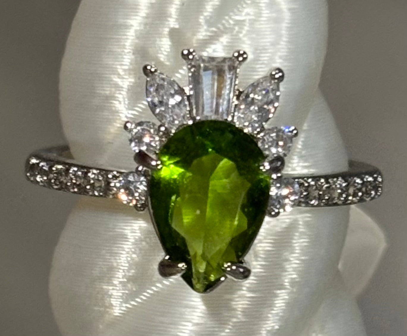 BP Crowned Teardrop Size 8