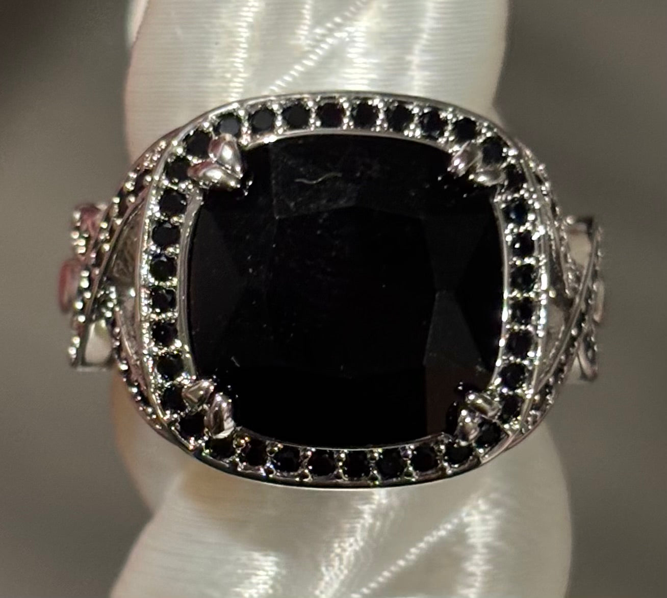 BP Entwined With Grace Size 8