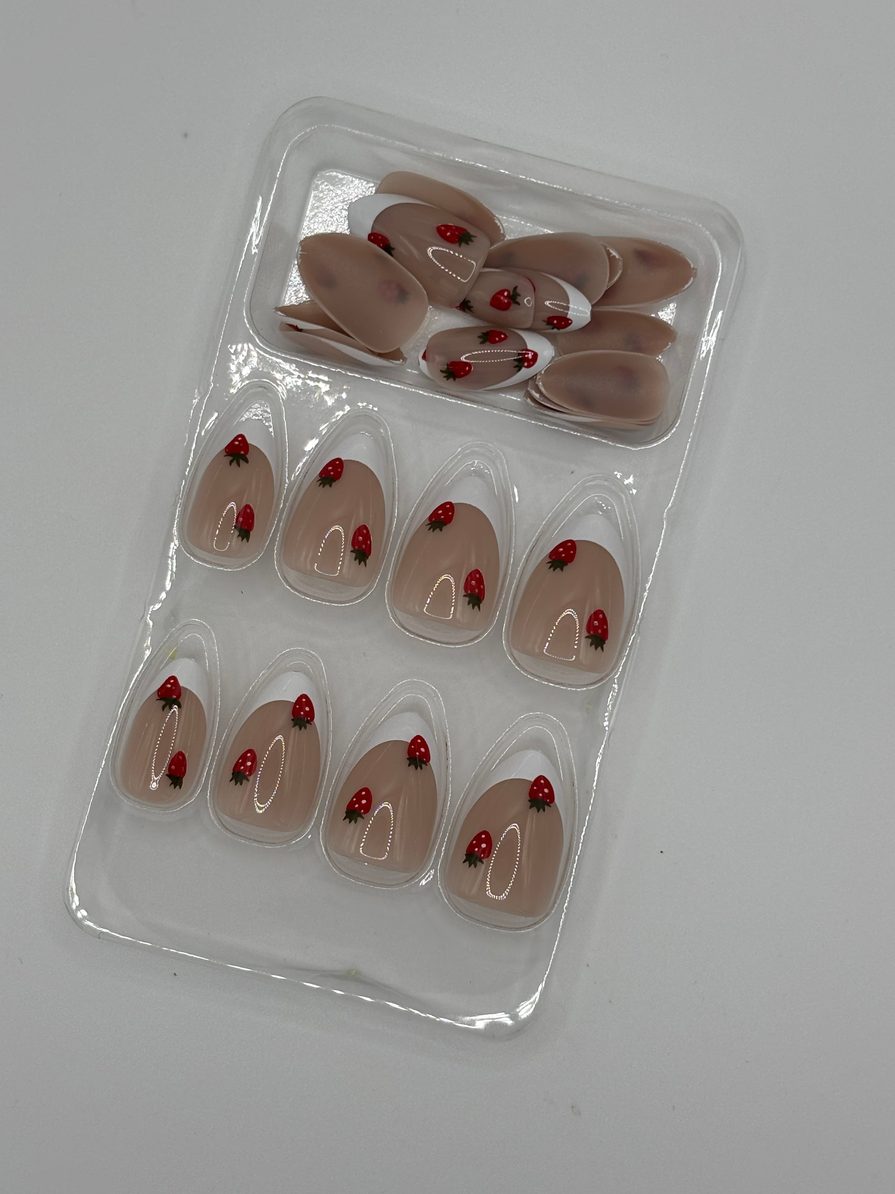 Strawberry Wine Press-On Nails Short