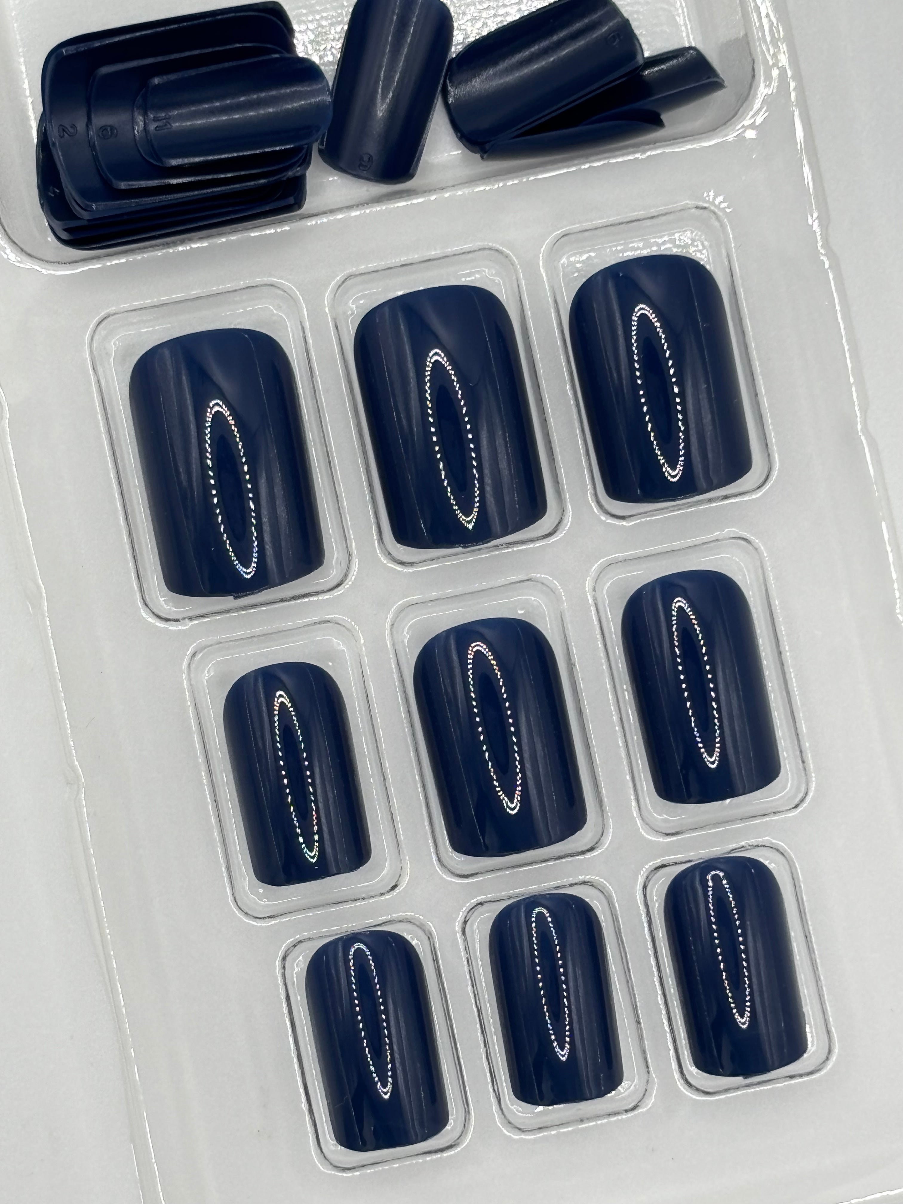 Denim Diva Press-On Nails Short/Medium