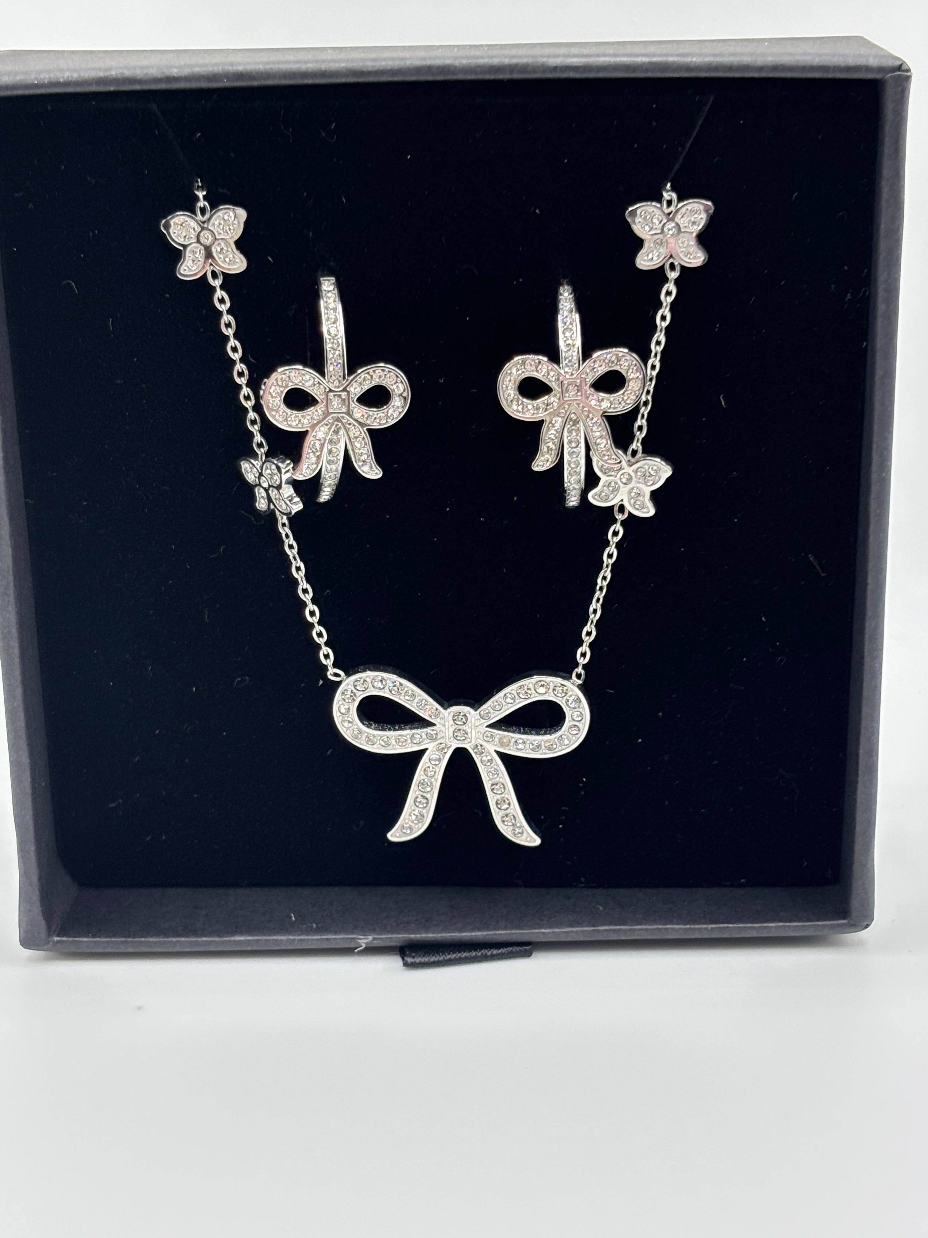 ATC Custom Bow Earring and Necklace Set