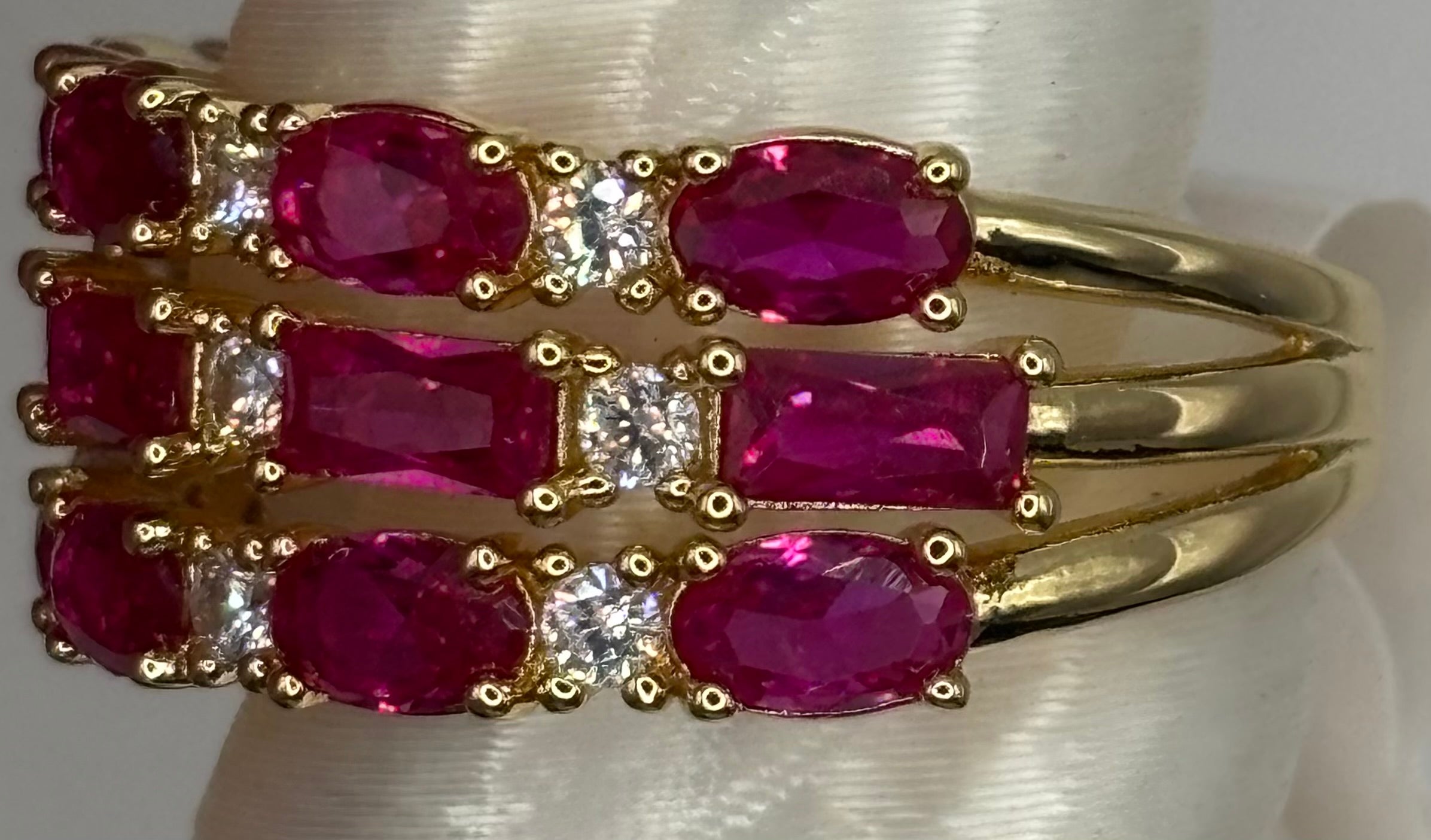 BP Basking In Ruby Radiance Size 10