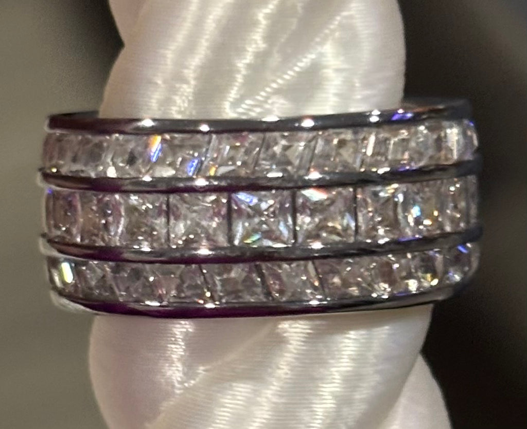 BP Treetop Views Size 9