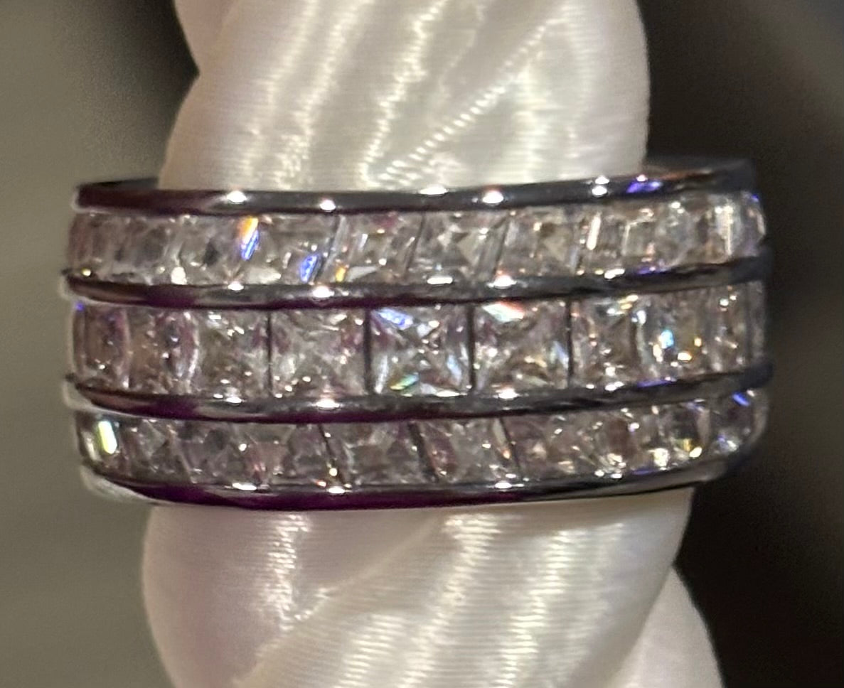 BP Treetop Views Size 9