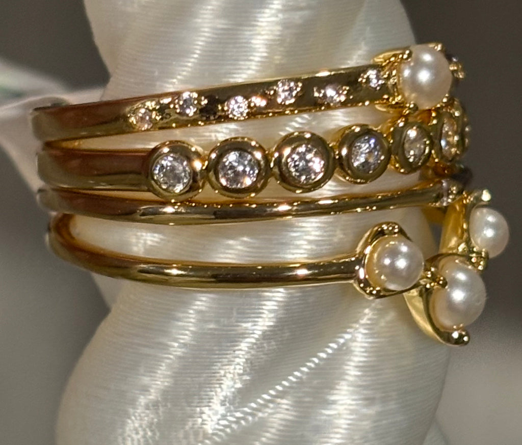 Delicates Dream Dancing on Quiet Wings Gold CZ & Pearl Size 8