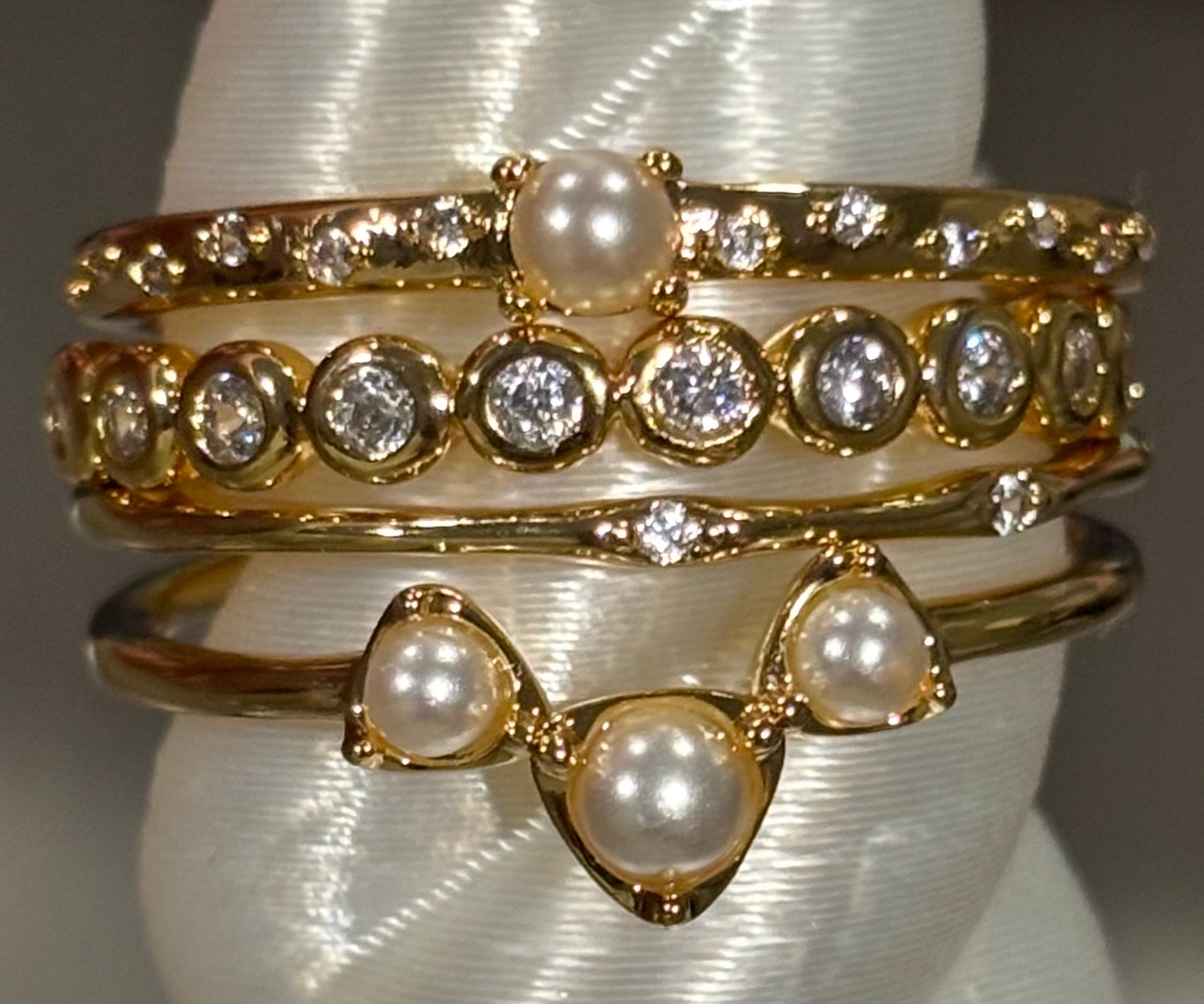 Delicates Dream Dancing on Quiet Wings Gold CZ & Pearl Size 8